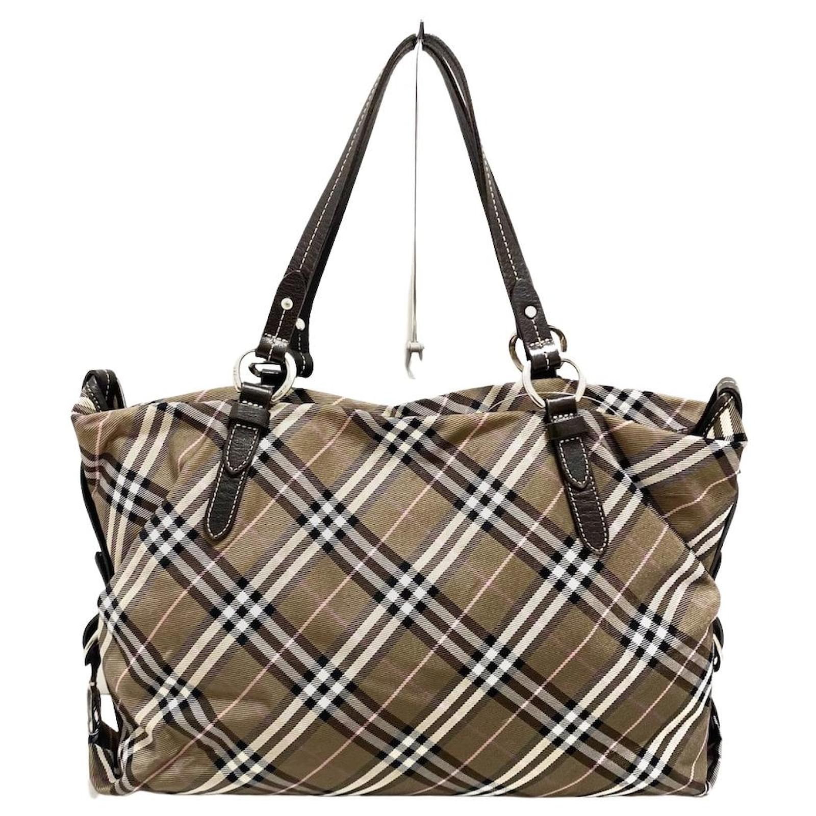 Burberry Shoulder bag Brown Cloth ref.434628 Joli Closet