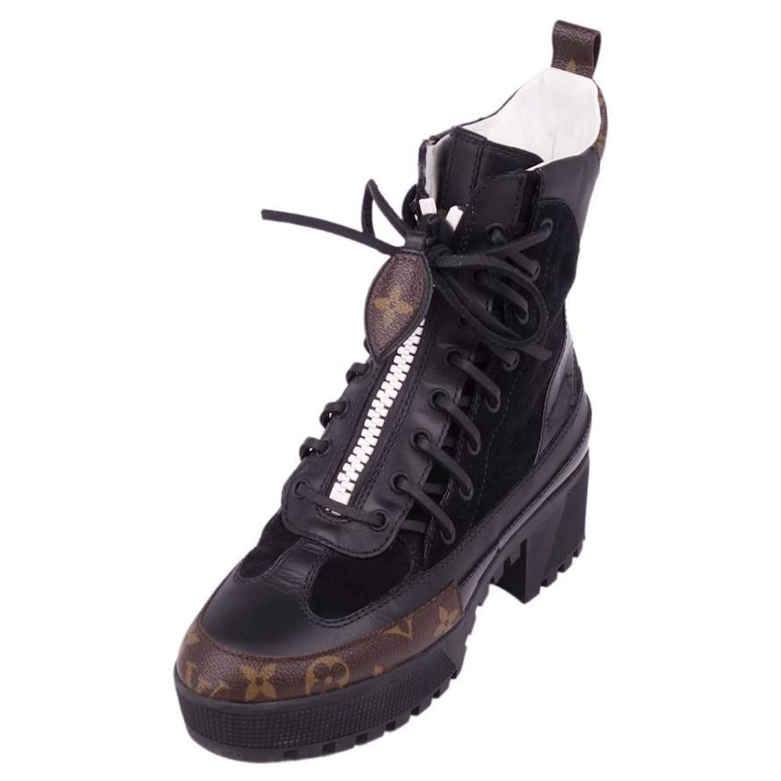 Louis Vuitton - Authenticated Lauréate Boots - Leather Black for Women, Good Condition