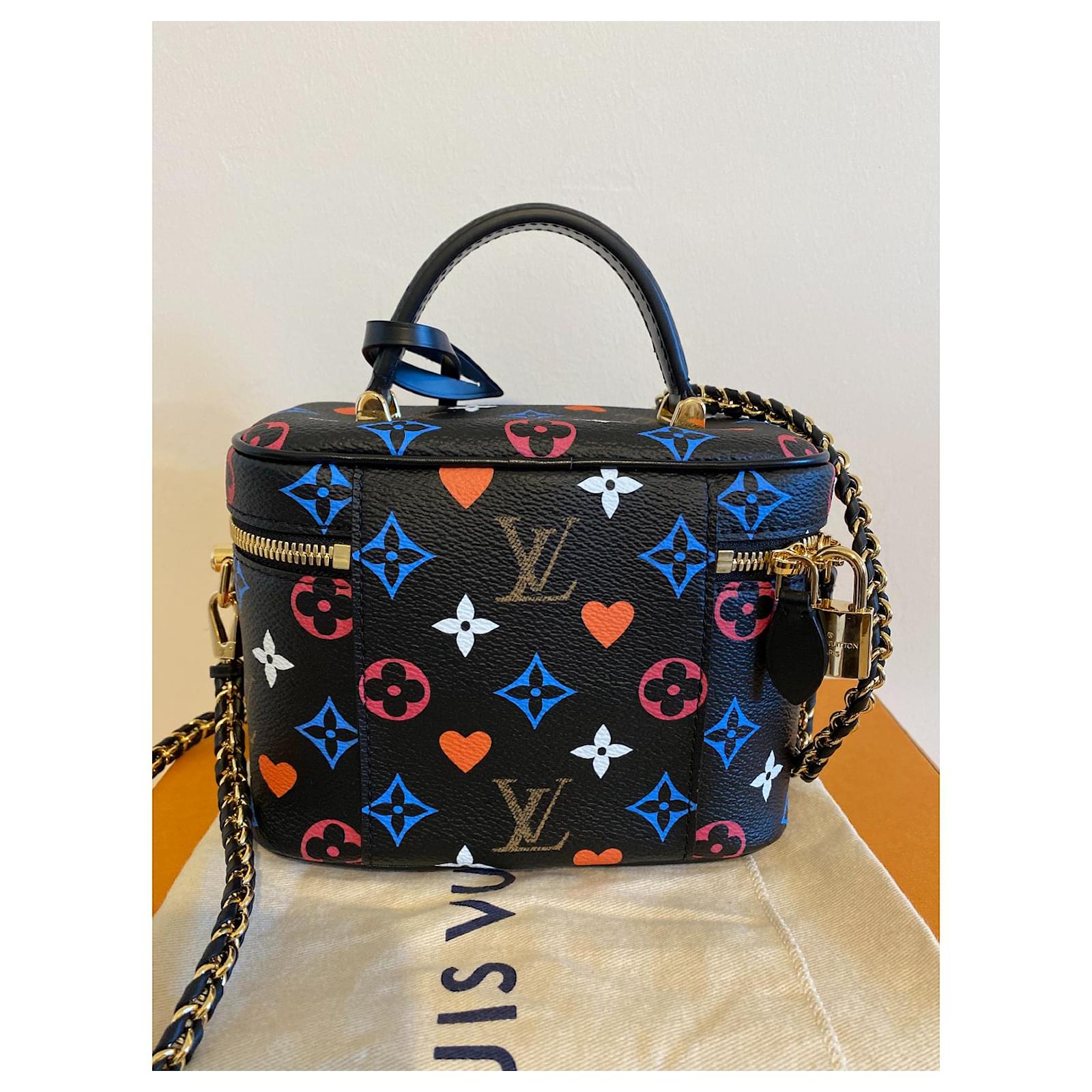 Louis Vuitton Game On Vanity PM Black Leather ref.434710 - Joli Closet