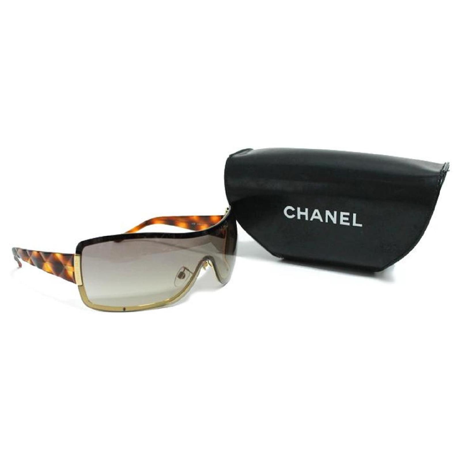 Used] CHANEL 4126 Matelasse Gradient Sunglasses Brown Women's Metal  ref.435358 - Joli Closet