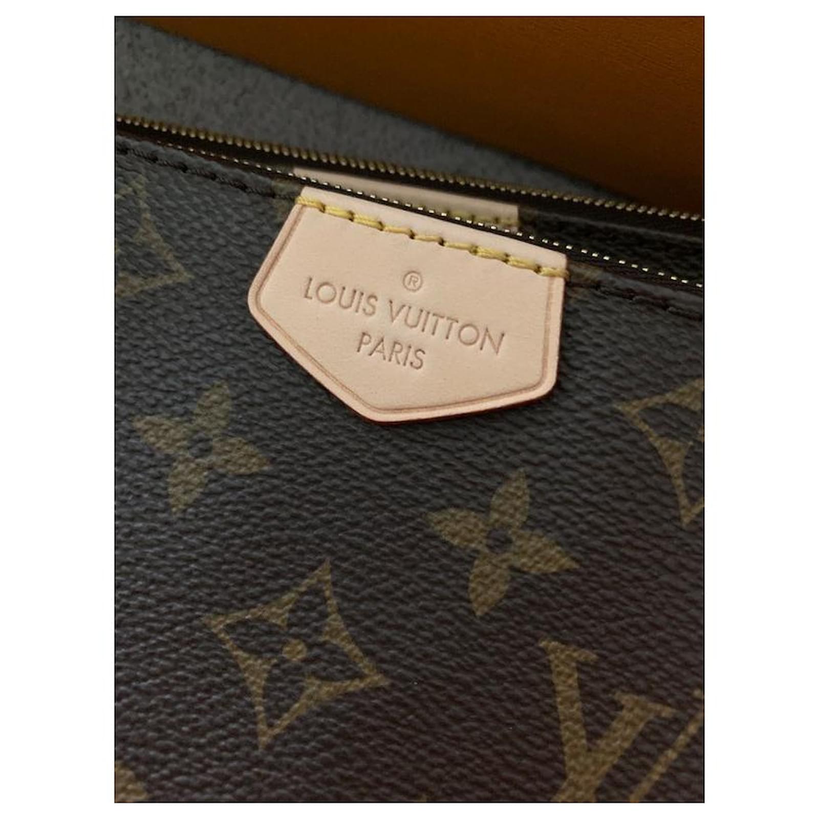 Louis Vuitton Multi Pochette Accessories / Khaki Brown Beige Leather  ref.437041 - Joli Closet