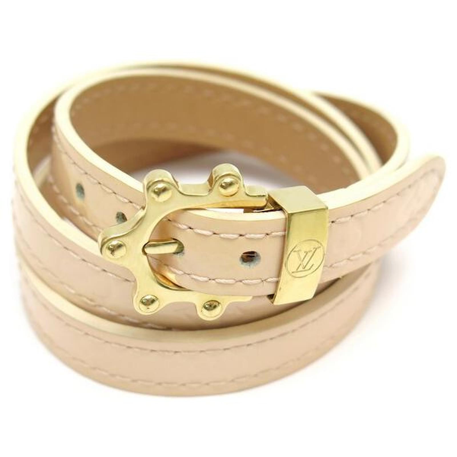 LOUIS VUITTON lined BRACELET ALL IN PALE PINK PATENT MONOGRAM LEATHER BANGLE  Patent leather ref.437113 - Joli Closet