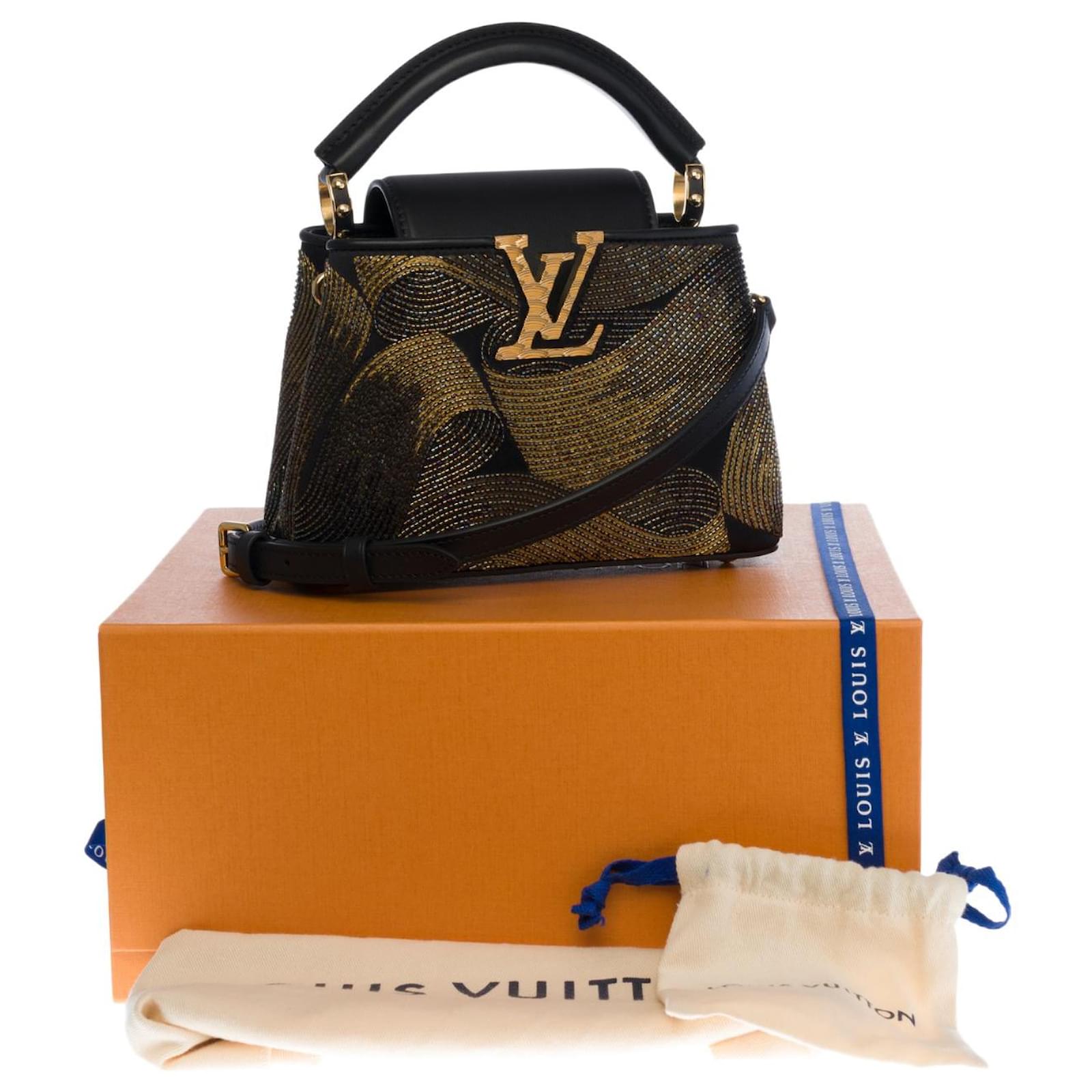New - Ultra exclusive - Louis Vuitton Capucines Mini Cruella embroidered  with black and gold pearls Golden Leather ref.438235 - Joli Closet