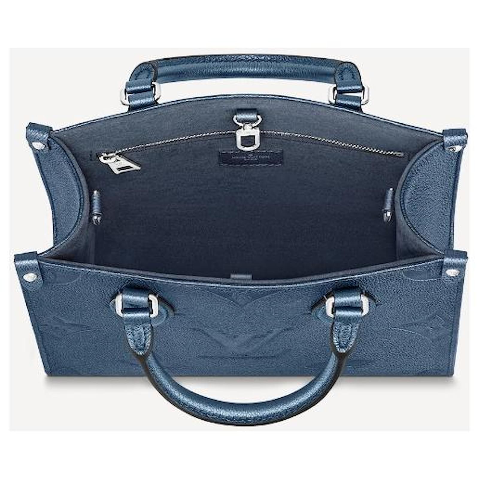 Onthego leather tote Louis Vuitton Navy in Leather - 25251322