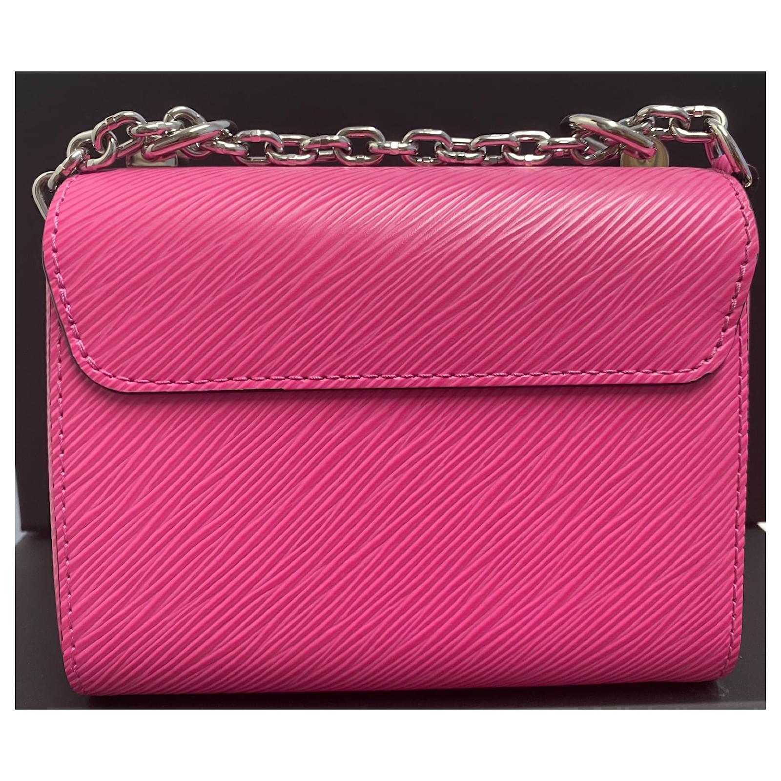 Louis Vuitton Handbags Pink Leather ref.438845 - Joli Closet