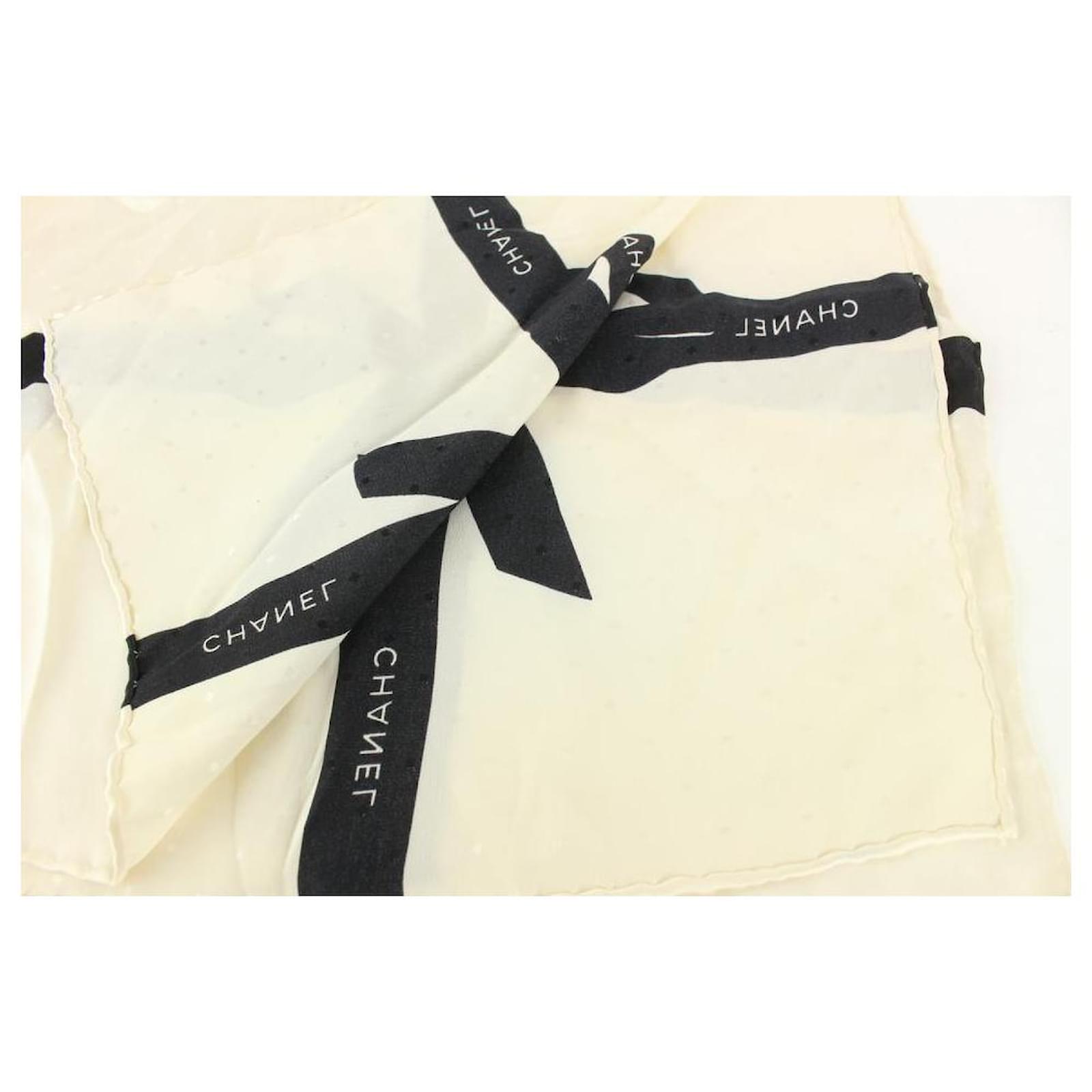 Chanel Ivory x Black Ribbon Logo CC Silk Scarf ref.439318 - Joli Closet