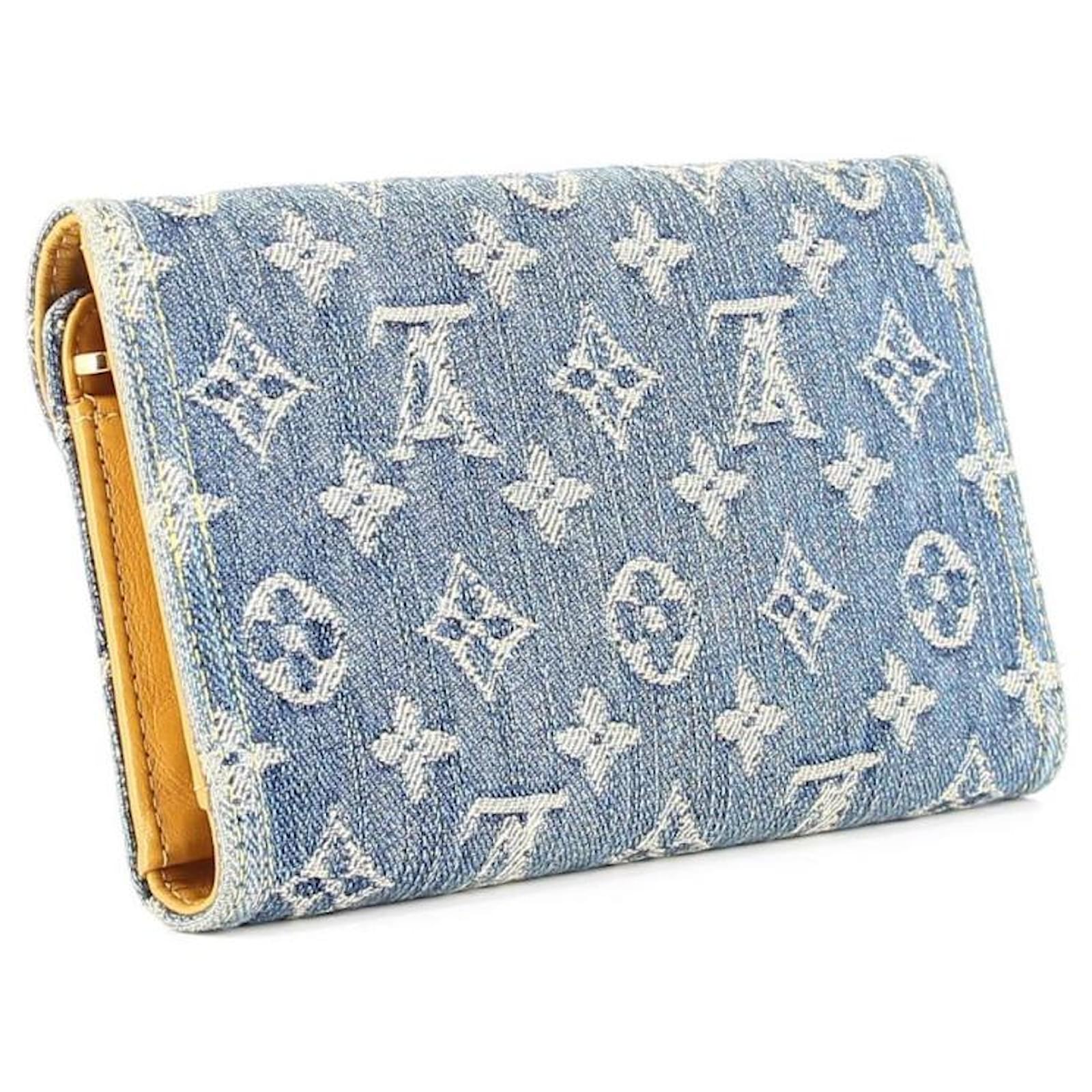 Louis Vuitton 2007's Denim Monogram Wallet Blue ref.439383 - Joli Closet