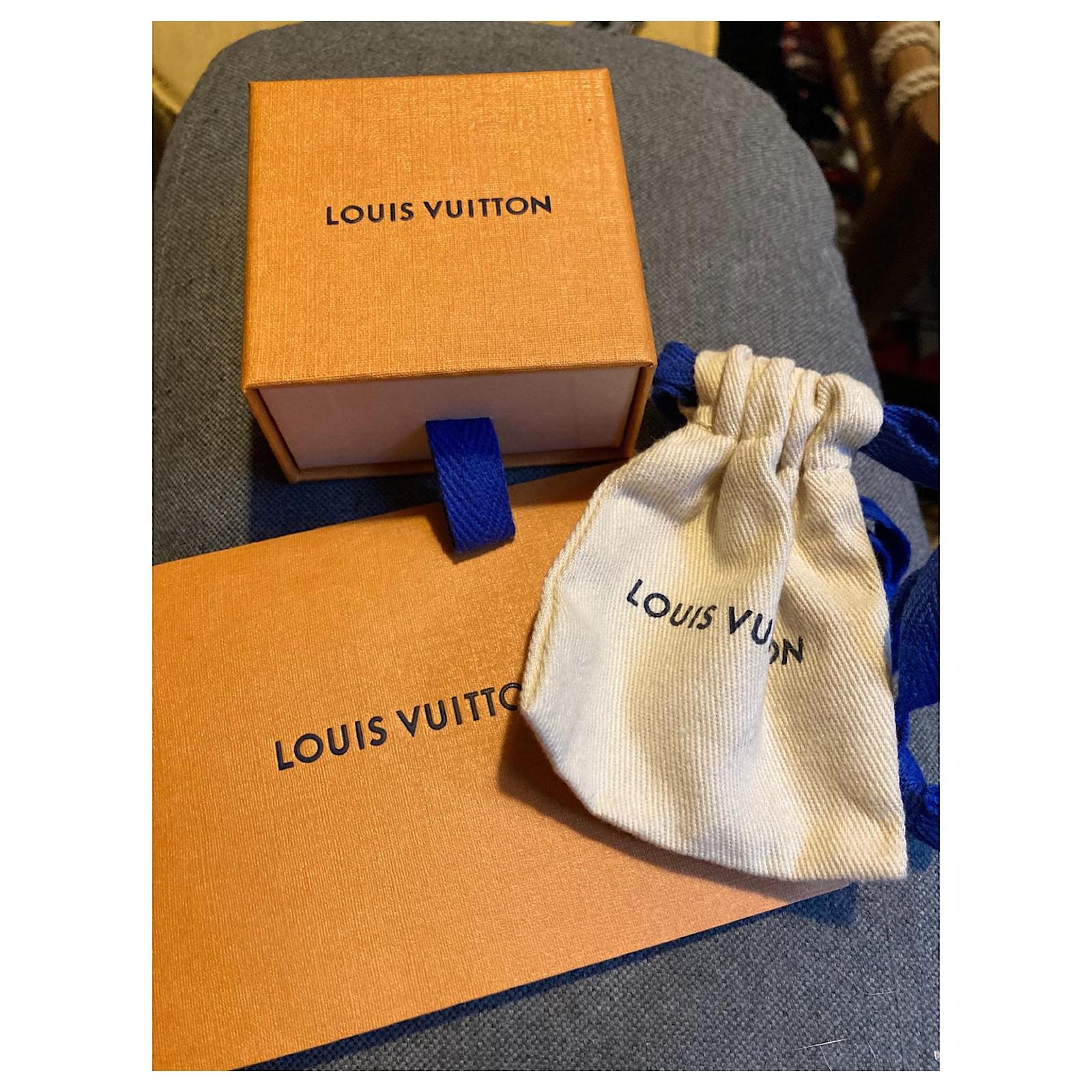 Louis Vuitton Blooming Strass Rings Set Gold hardware Metal ref.439501 -  Joli Closet