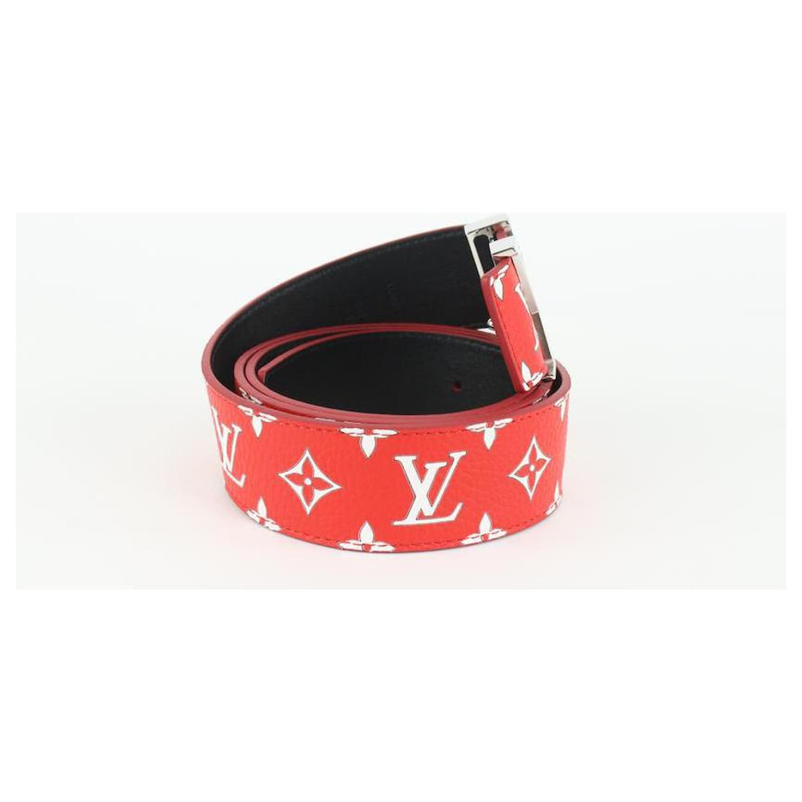 Louis Vuitton LV x Supreme New Ultra Rare Red 100/40 Monogram Initiales Belt  ref.441472 - Joli Closet