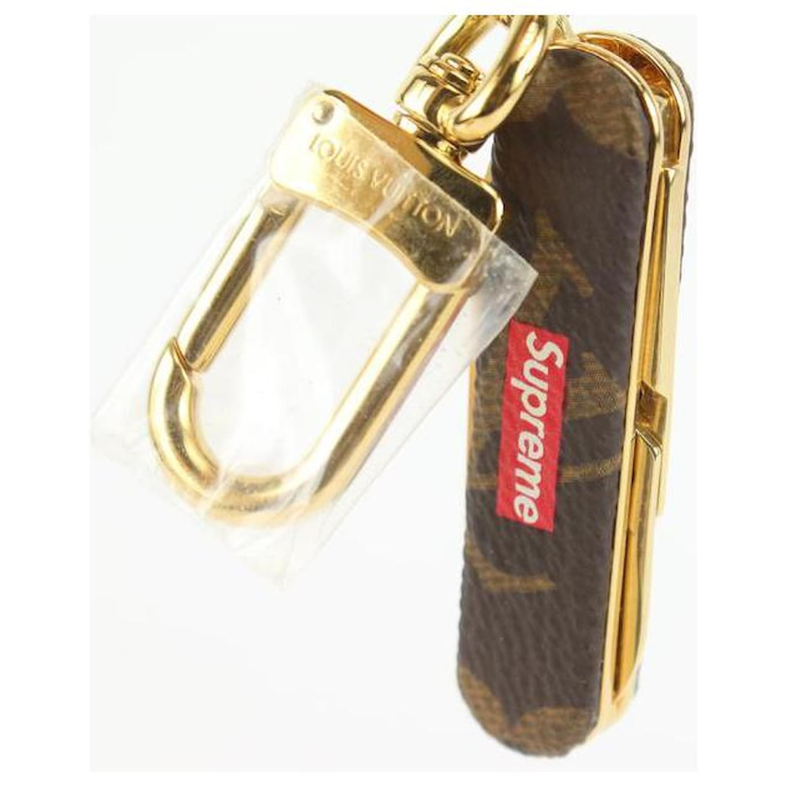 Louis Vuitton x Supreme Pocket Knife Key Chain Red in Leather with