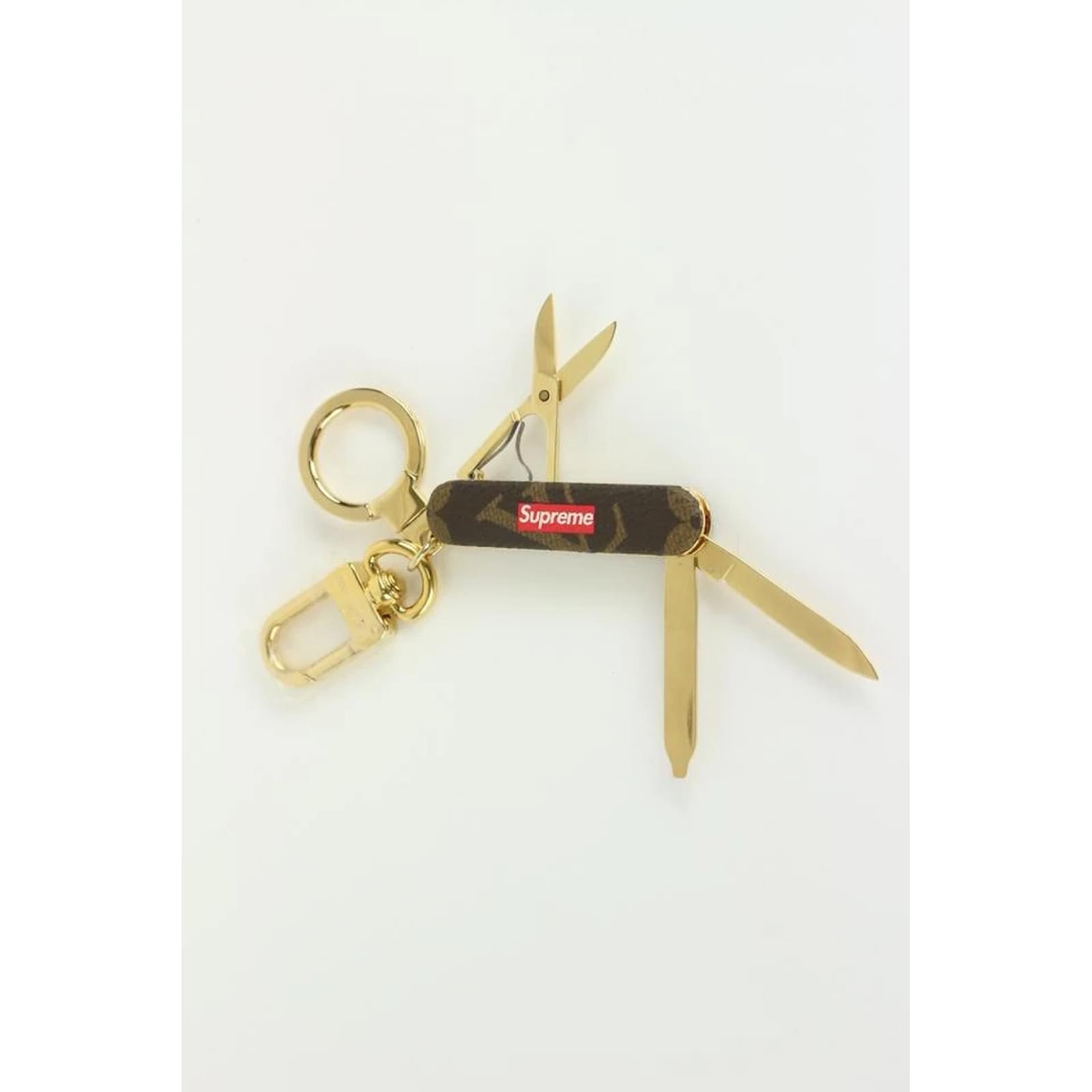 Louis Vuitton, Supreme Bottle Opener