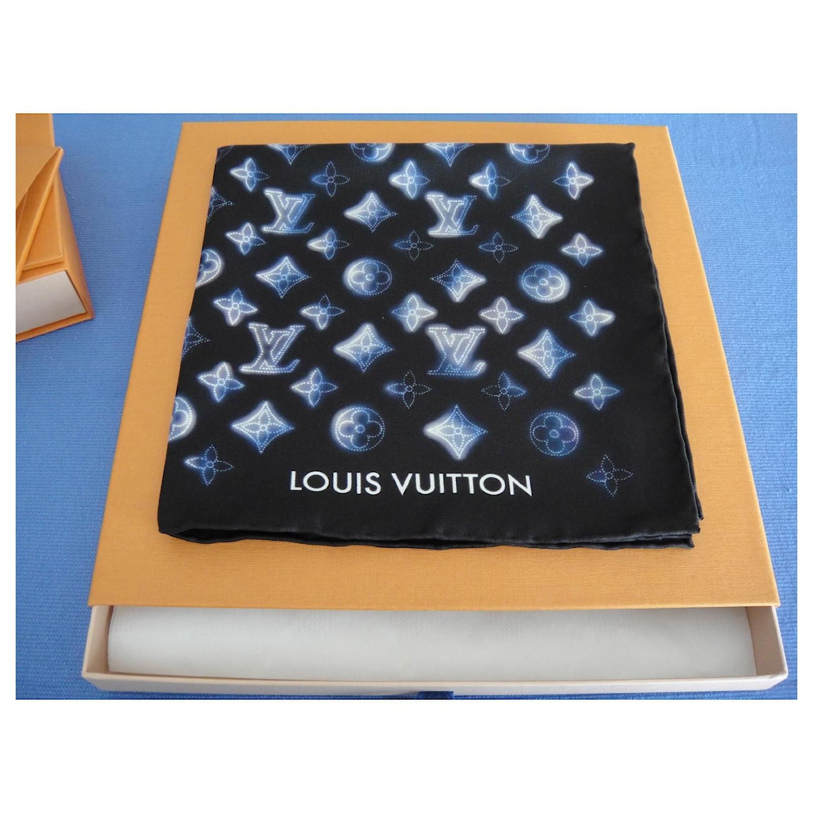 Louis Vuitton FLIGHT MODE MAHINA Silk Shawl M77462 Limited Edition S/O Paris