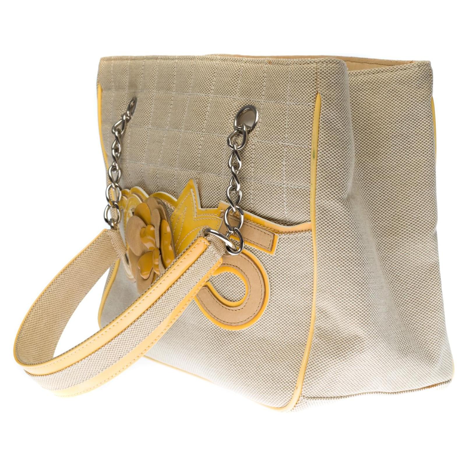 Chanel Camelia N° bag5 beige canvas tote bag , Garniture en métal argenté  Cloth ref.443921 - Joli Closet