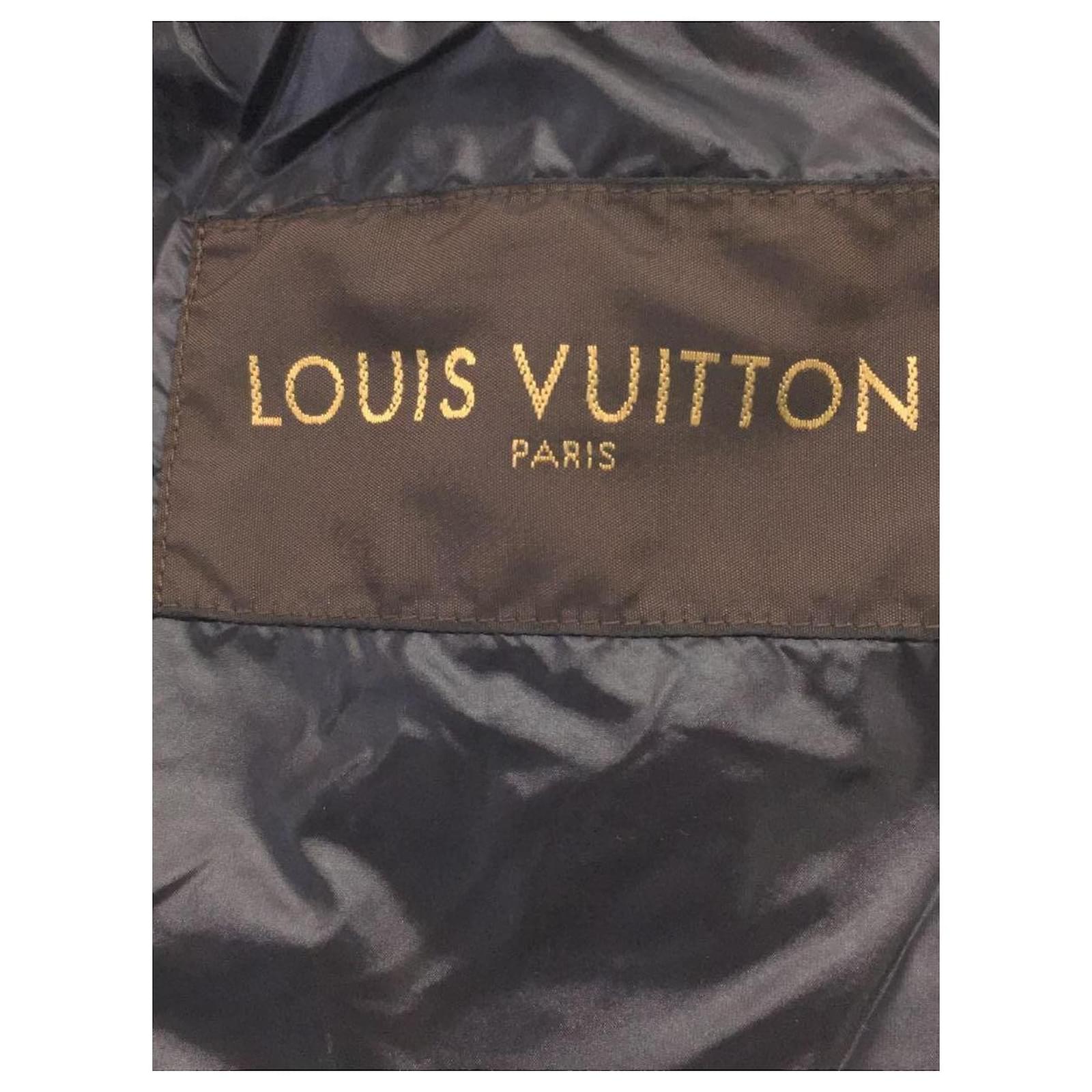 LOUIS VUITTON Nylon jacket / Nylon / BLK Black ref.446206 - Joli