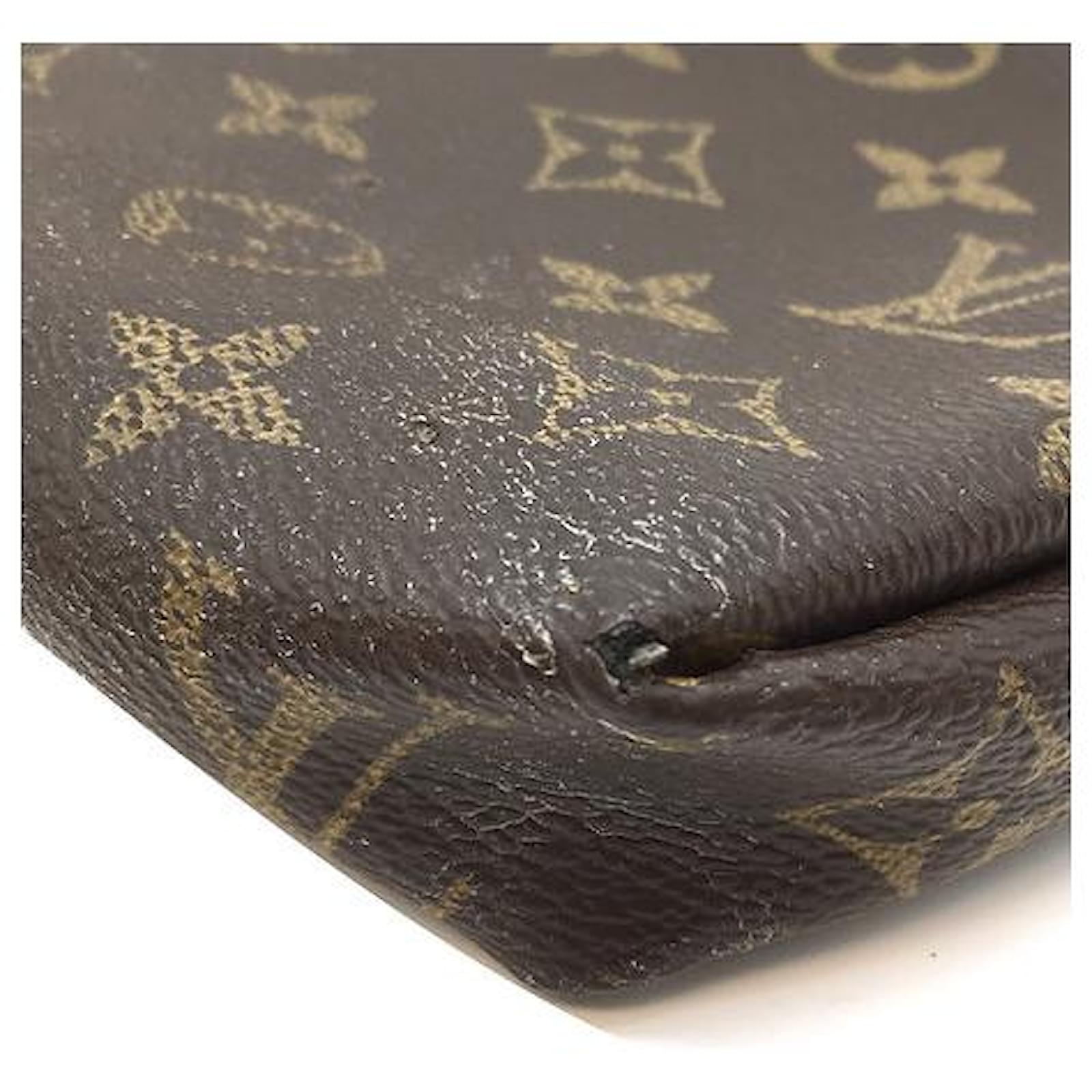 Louis Vuitton Pallas Clutch Monogram Canvas Yellow calf leather Leather  Brown ref.446369 - Joli Closet