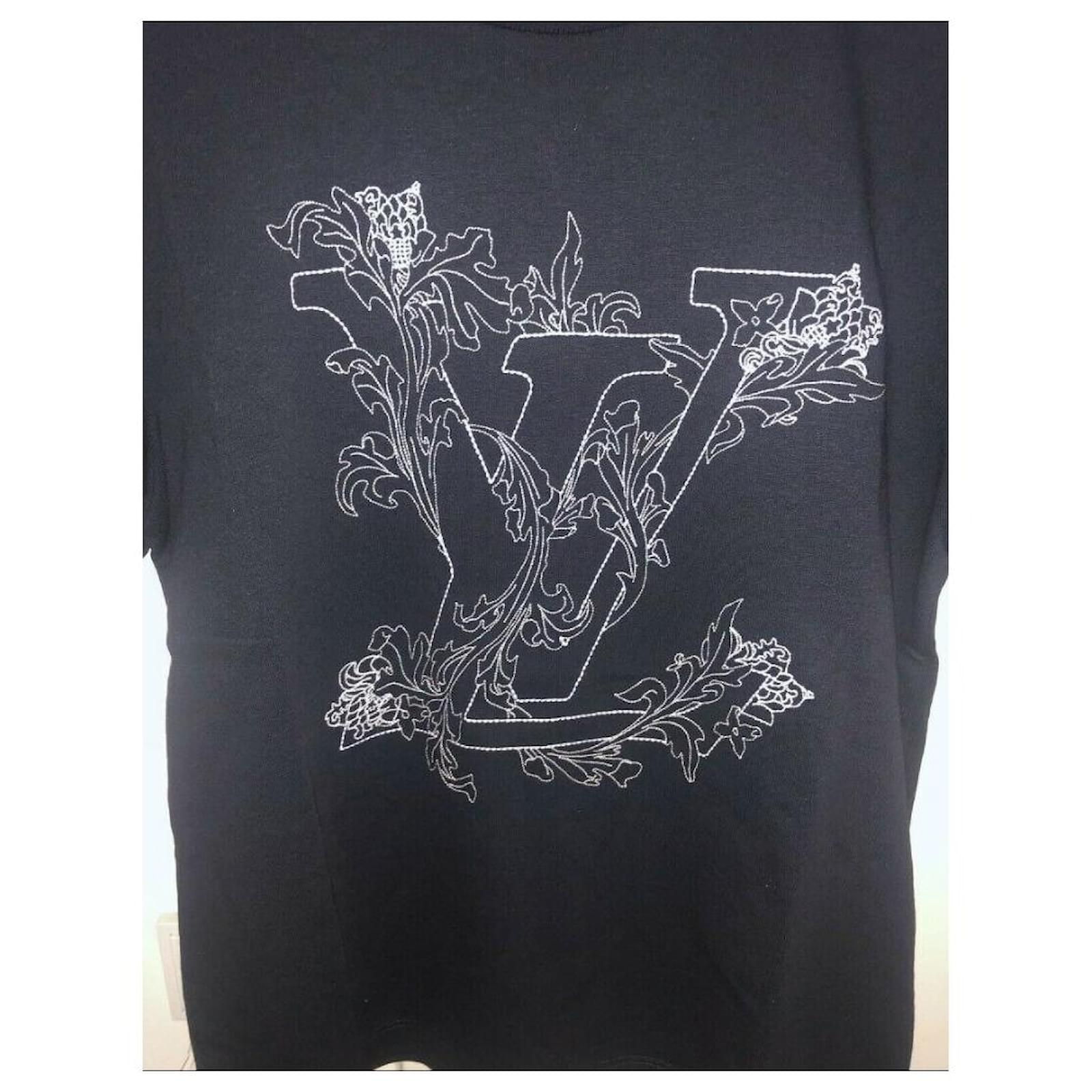 Louis Vuitton 2020 Embroidered Flowers T-Shirt - Blue T-Shirts, Clothing -  LOU759550