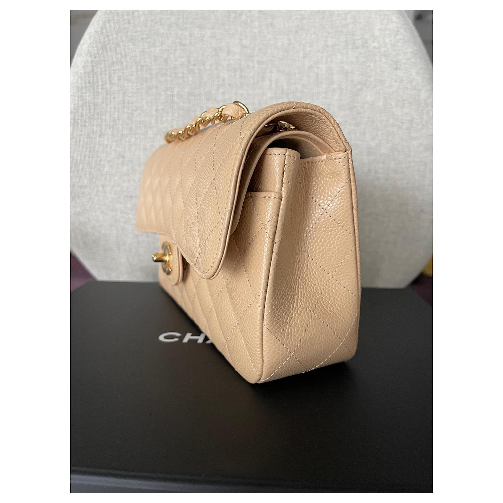 Timeless Chanel classic lined flap caviar beige Leather ref.447534