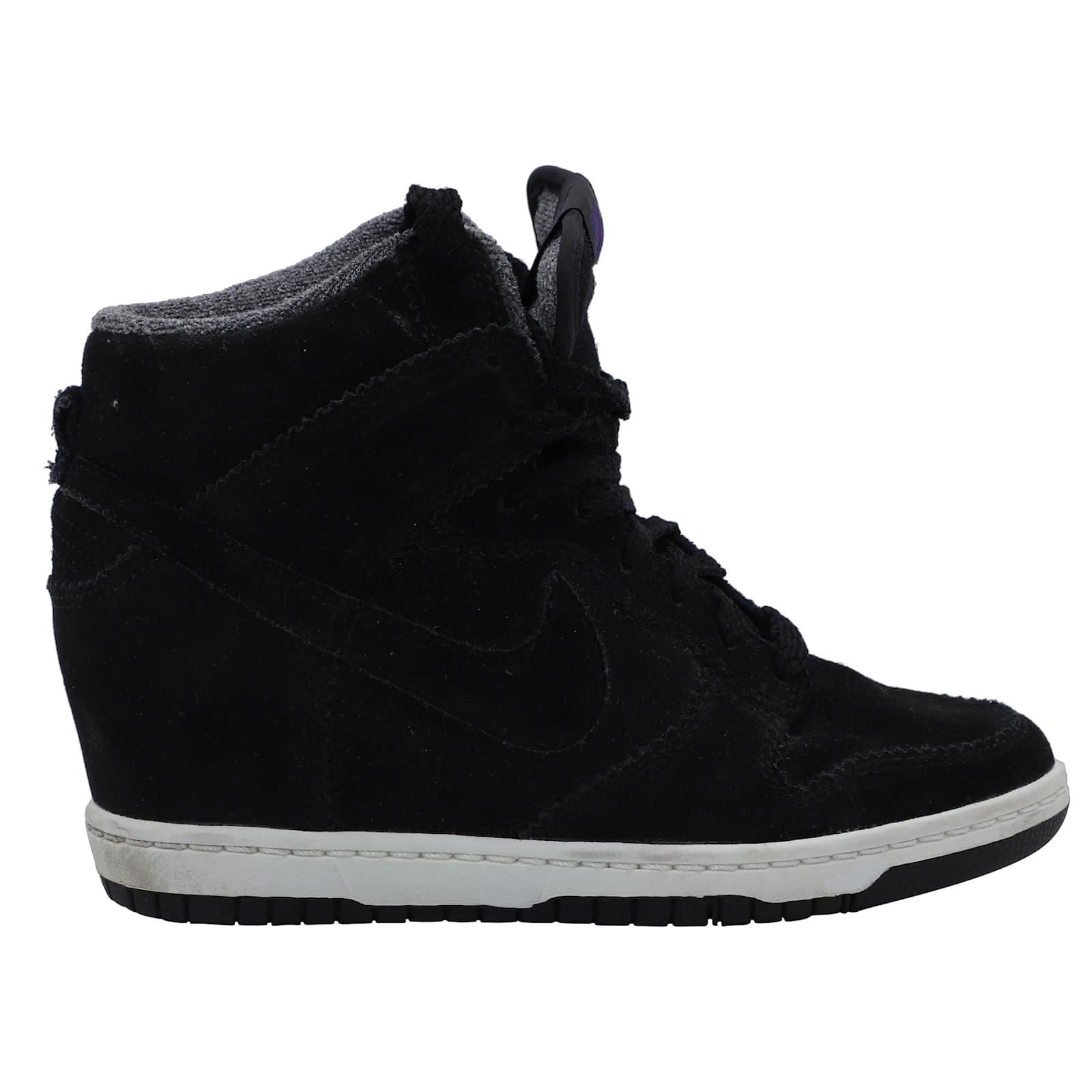 Zapatillas Nike Dunk Sky Hi en piel de goma Negro Cuero ref.447925 Joli Closet