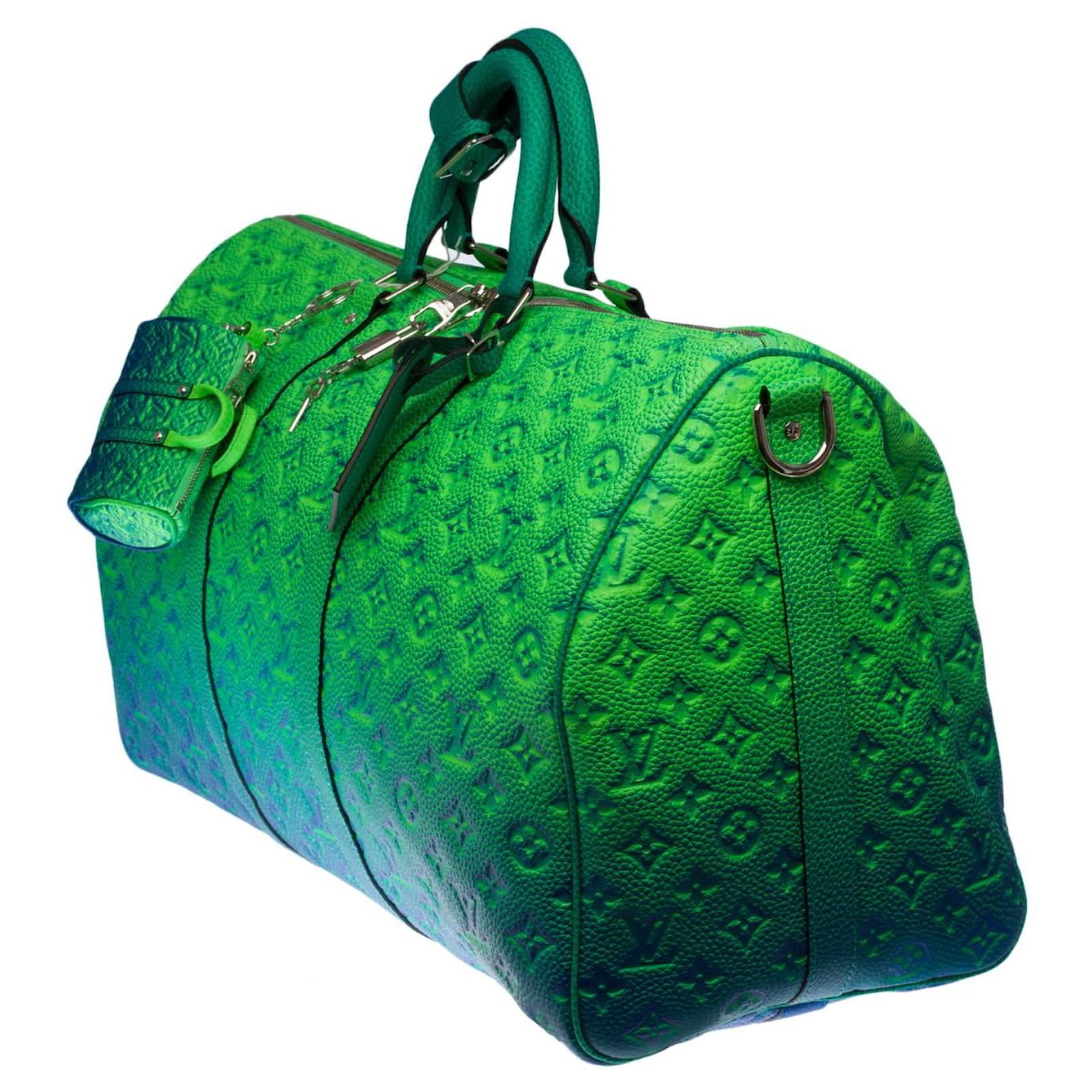 Louis Vuitton BRAND NEW / SOLD OUT / Spring 2022 /Keepall XS spray strap in  fluorescent green Monogram embossed leather ref.485744 - Joli Closet