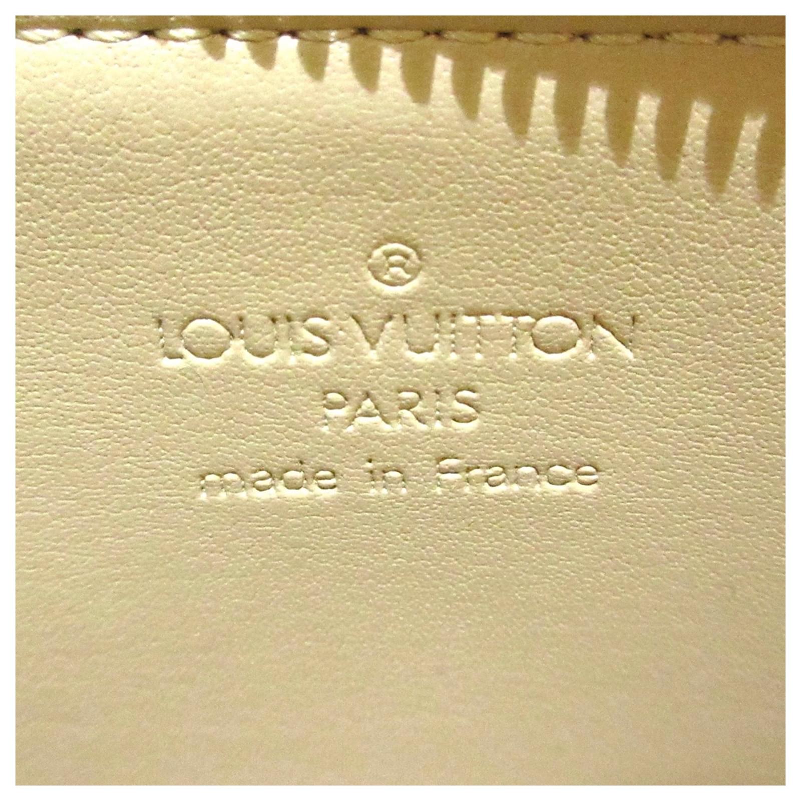 Louis Vuitton Black Vernis Lexington Fleurs Pochette Yellow Leather Patent  leather ref.438620 - Joli Closet