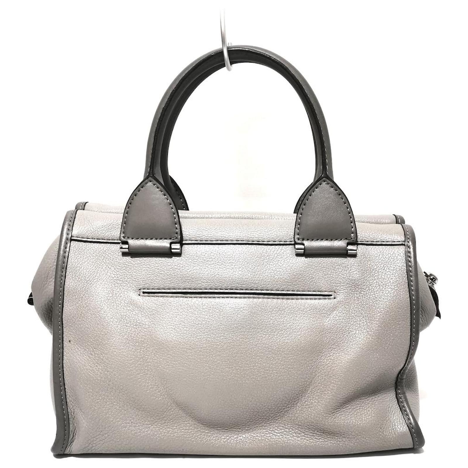 Michael Kors Handbag Grey Leather ref.448630 - Joli Closet
