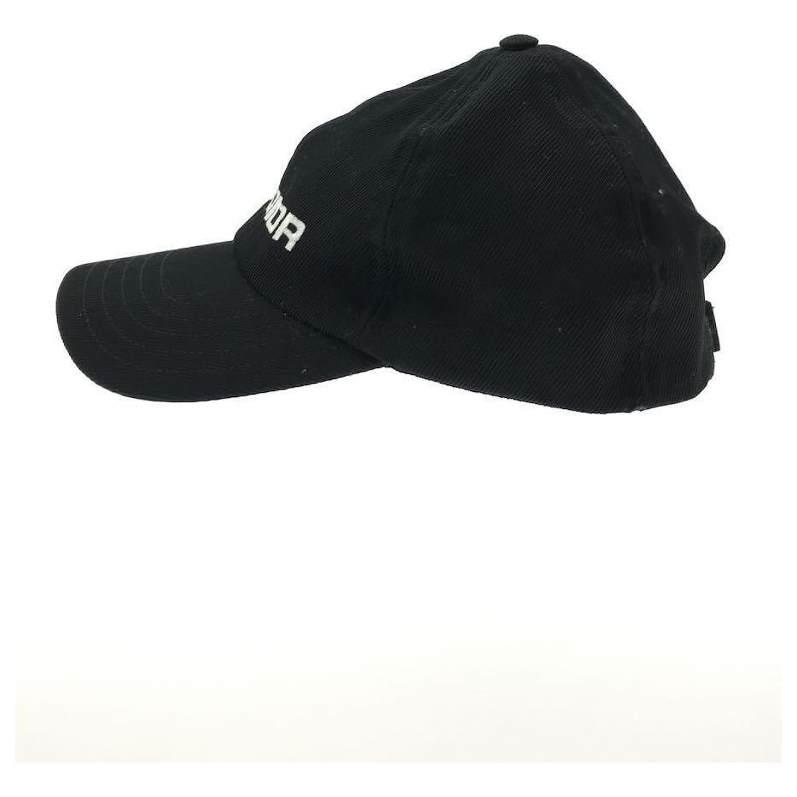 Christian Dior Hats Beanies Black Wool ref.448787 - Joli Closet
