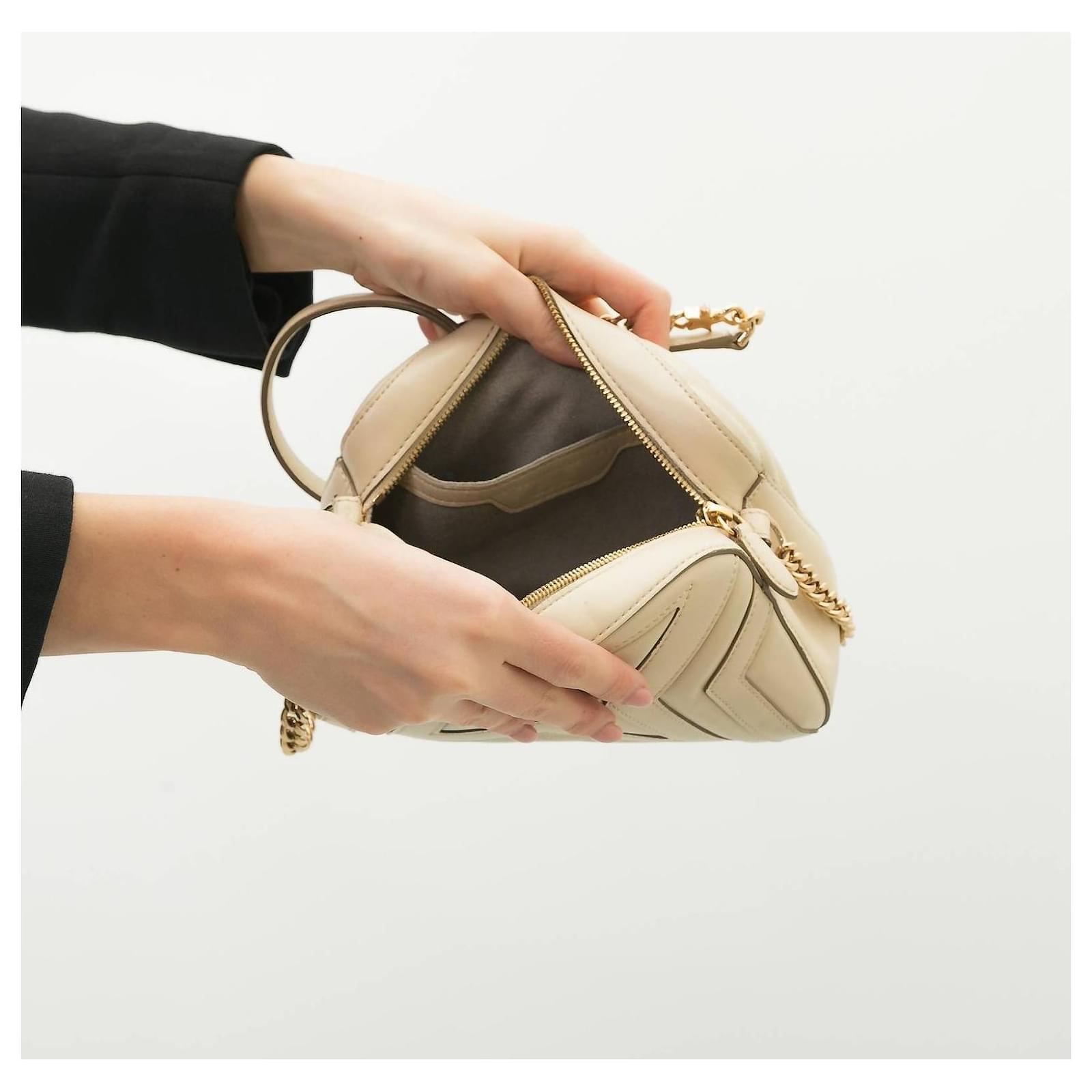 Stella Mc Cartney sac Stella McCartney Beige ref.451996 Joli Closet