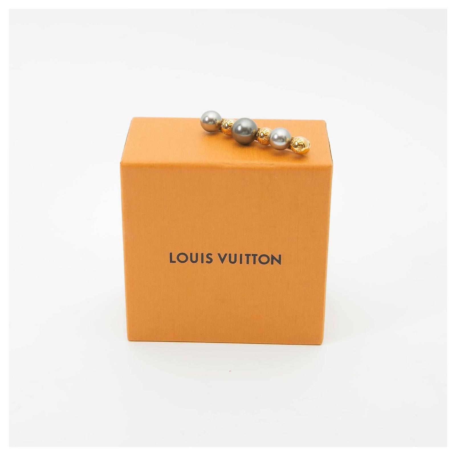 Louis Vuitton Brooch ref.453651 - Joli Closet