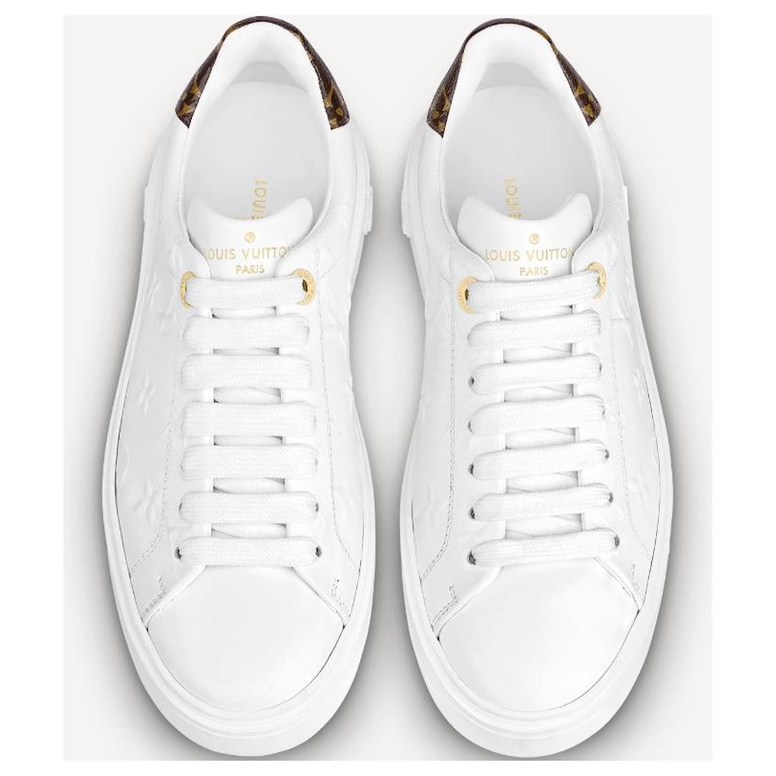 Louis Vuitton White Leather Time Out Trainers ref.595879 - Joli Closet