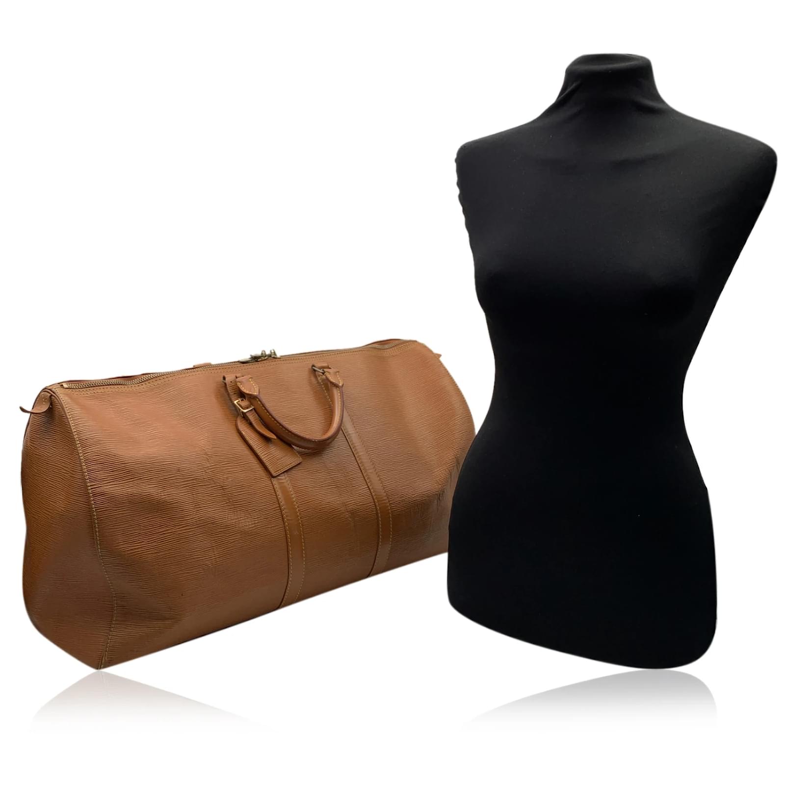 Louis Vuitton Tan Epi Leather Keepall 55 Travel Weekend Bag Beige  ref.456200 - Joli Closet