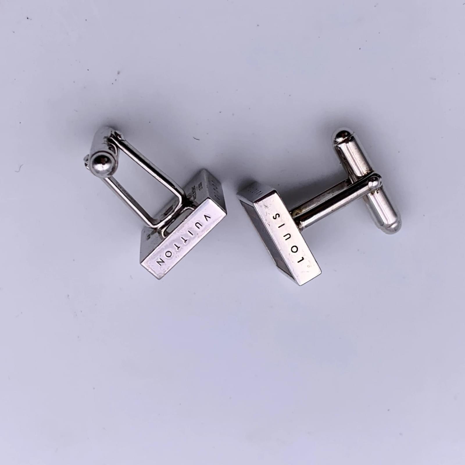 Louis Vuitton Damier Ebene Sterling Silver Cufflinks with Case Silvery  ref.456645 - Joli Closet