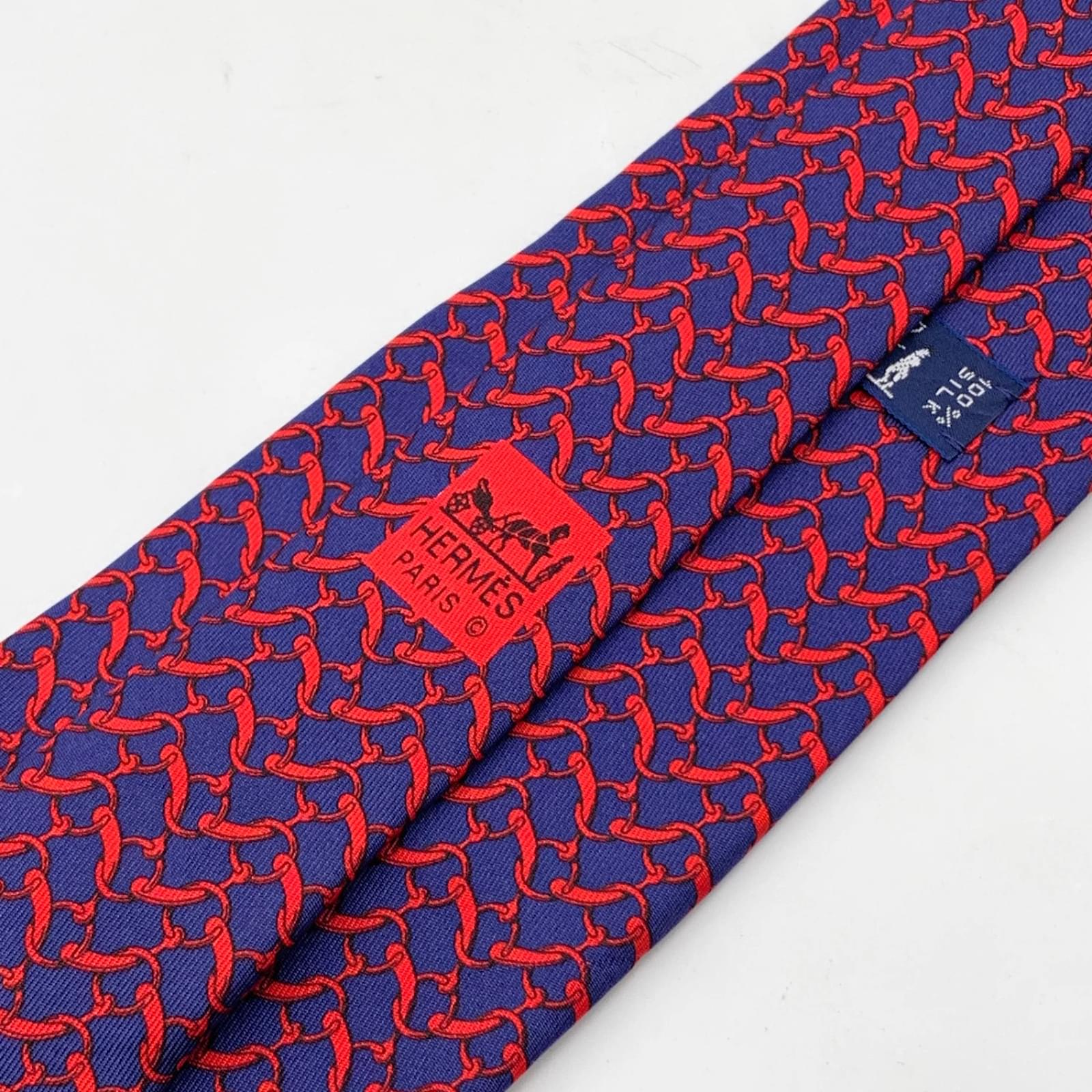 Herm s Cravate Hermes Paris Bleu Et Rouge Horsebit Link Print 7857 AU herm-s-cravate-hermes-paris-bleu-et-rouge-horsebit-link-print-7857-au