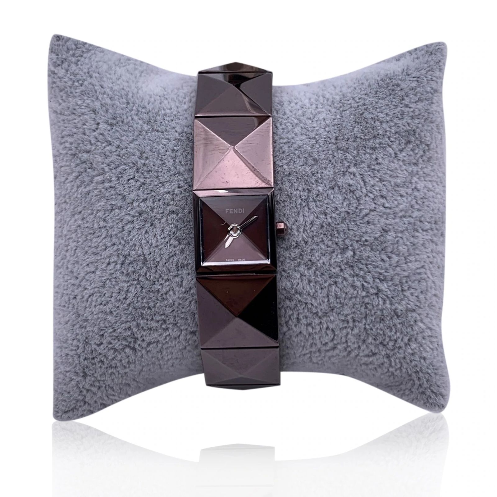 FENDI pyramid Watches 4260L BrownDial Stainless Steel Quartz Analog displa... Fendi Brown Stainless Steel Pyramid 4260 L Wrist Watch ref  main image 3