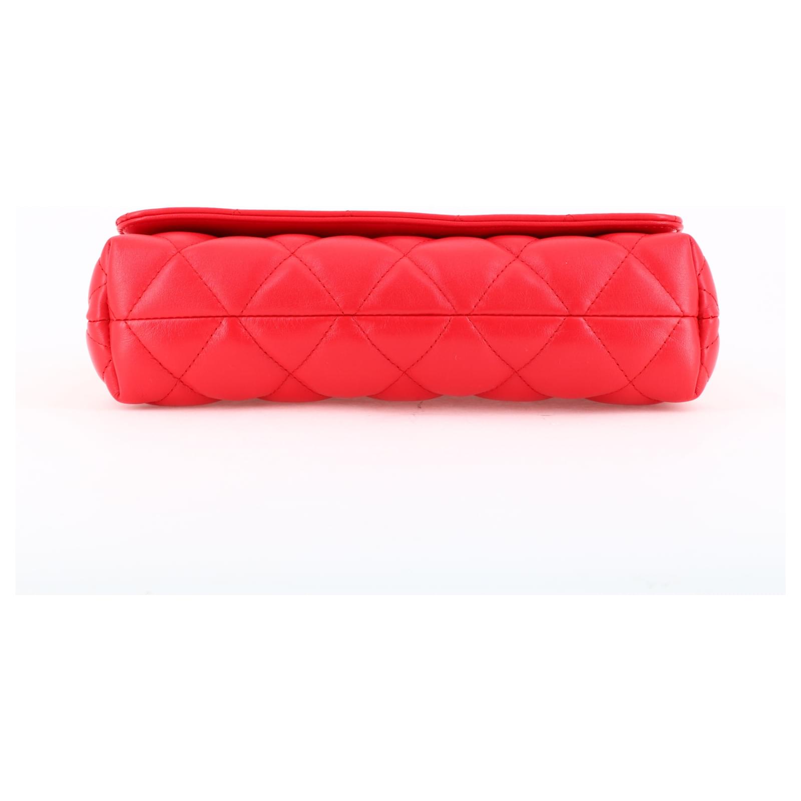 Balenciaga Shoulder bag Red Leather ref.458397 Joli Closet