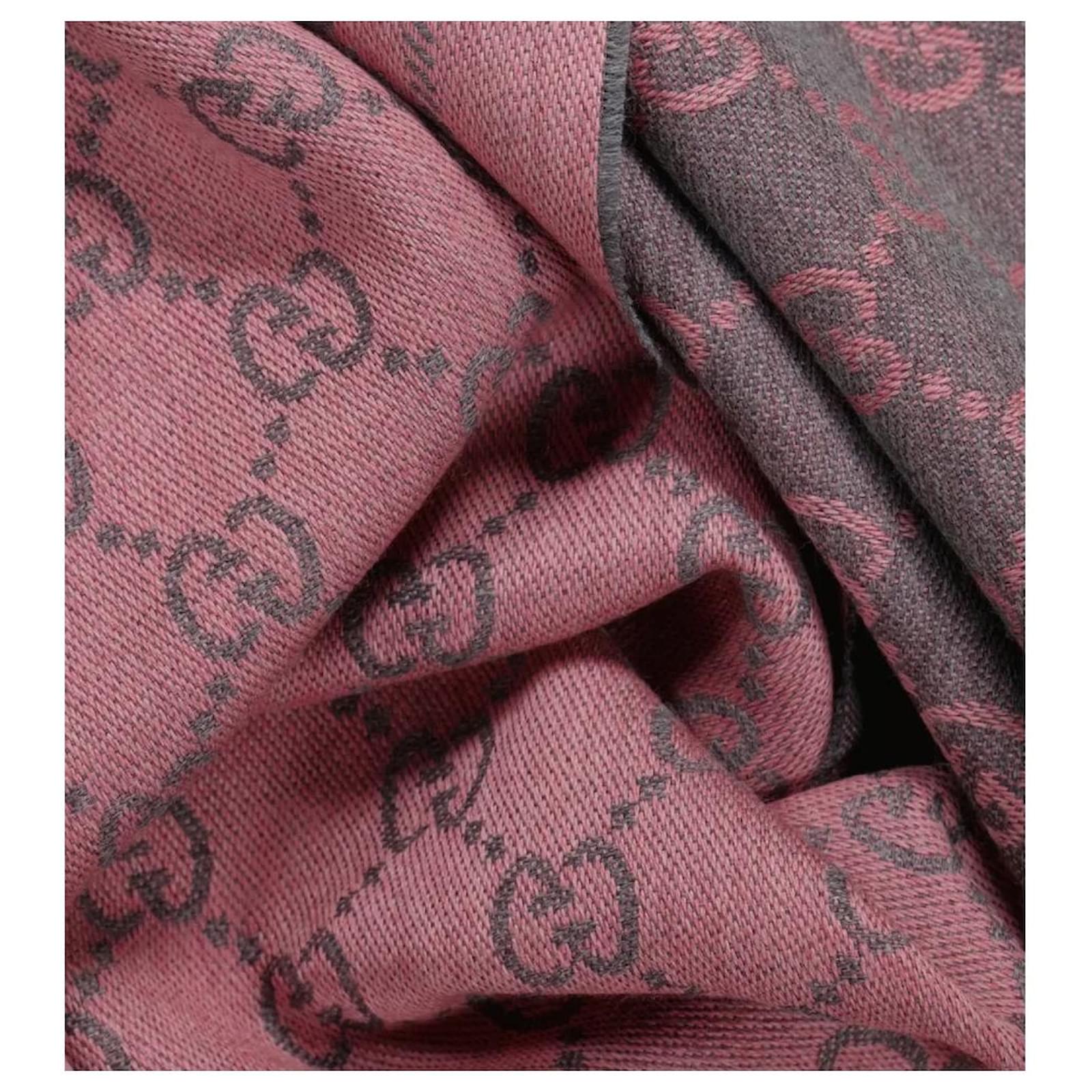 Gucci pink/grey GG scarf in reversible GG cotton jacquard 180x48cm Wool   - Joli Closet