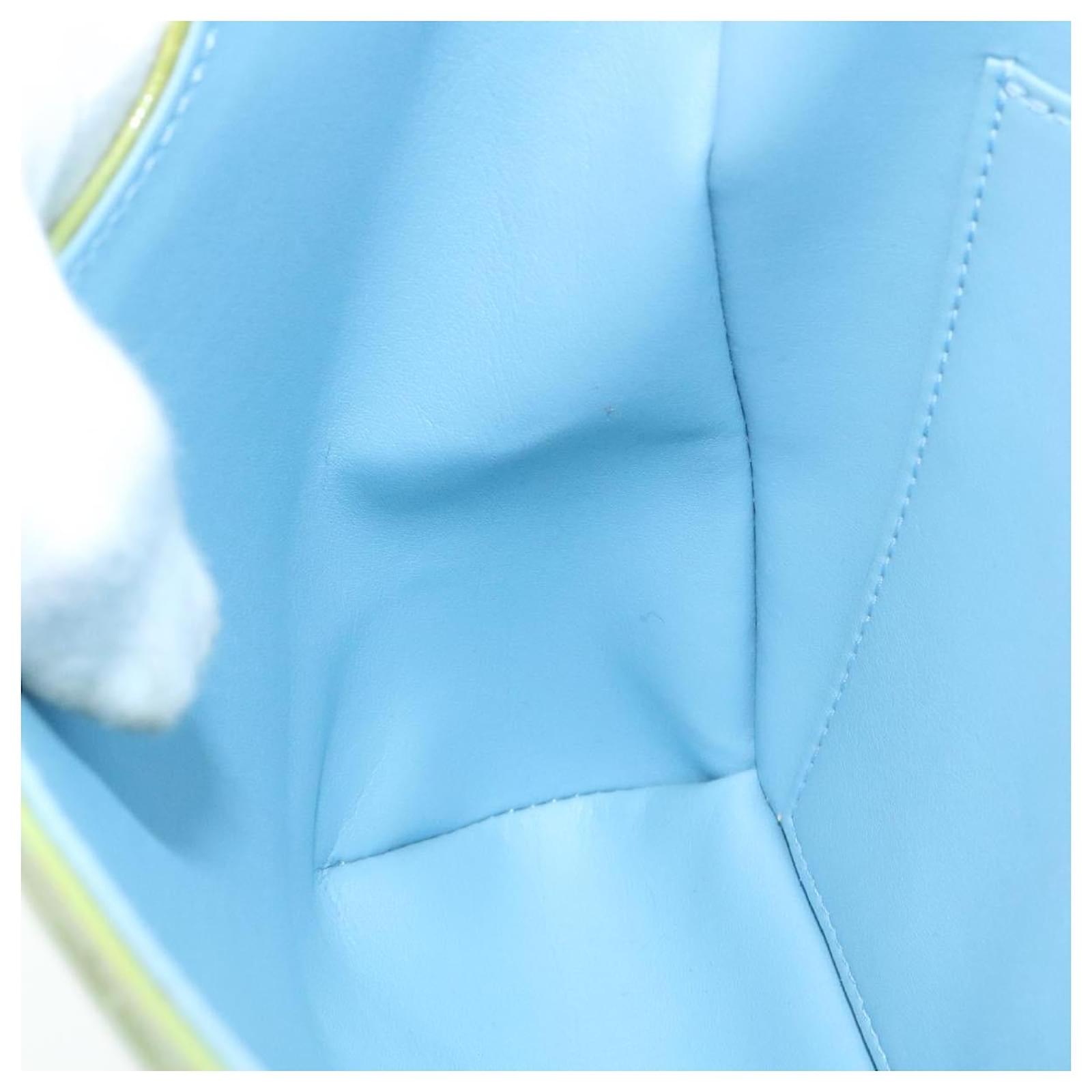 LOUIS VUITTON Vernis Thompson Street Shoulder Bag Baby Blue M91009 Auth  ar5889 Patent leather ref.459221 - Joli Closet