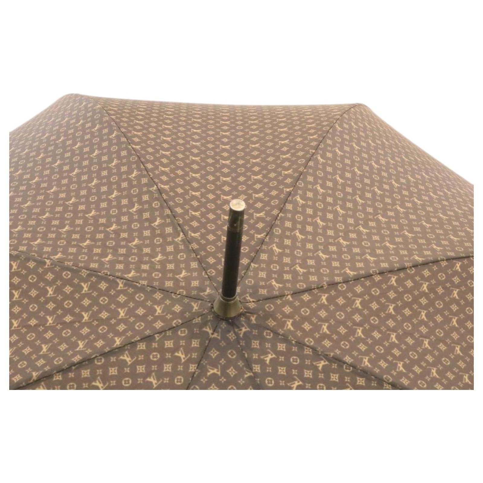 Louis vuitton monogram umbrella umbrella Dark brown Wood ref.273486 - Joli  Closet
