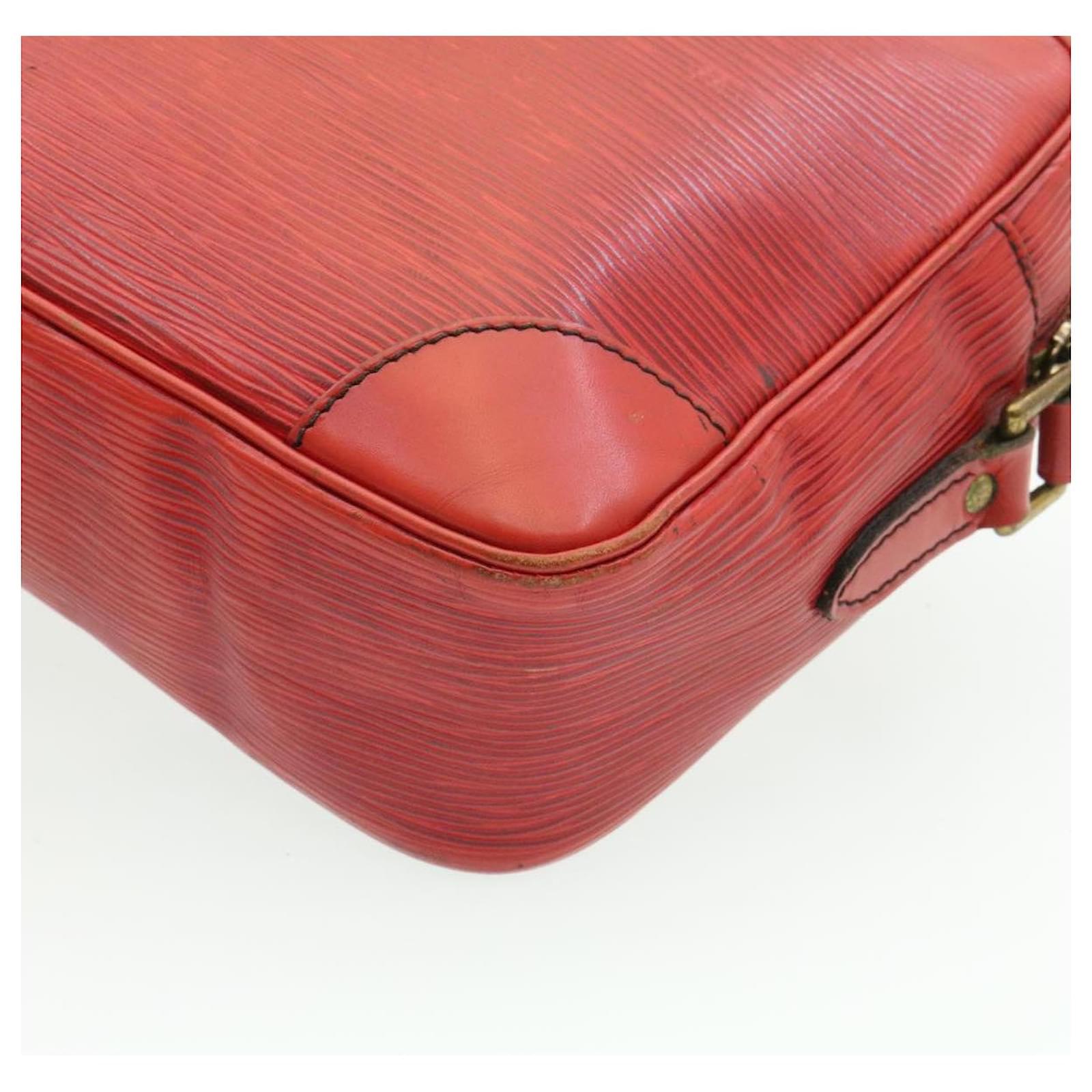 Louis Vuitton Red Epi Leather Trocadero 27 Bag – STYLISHTOP