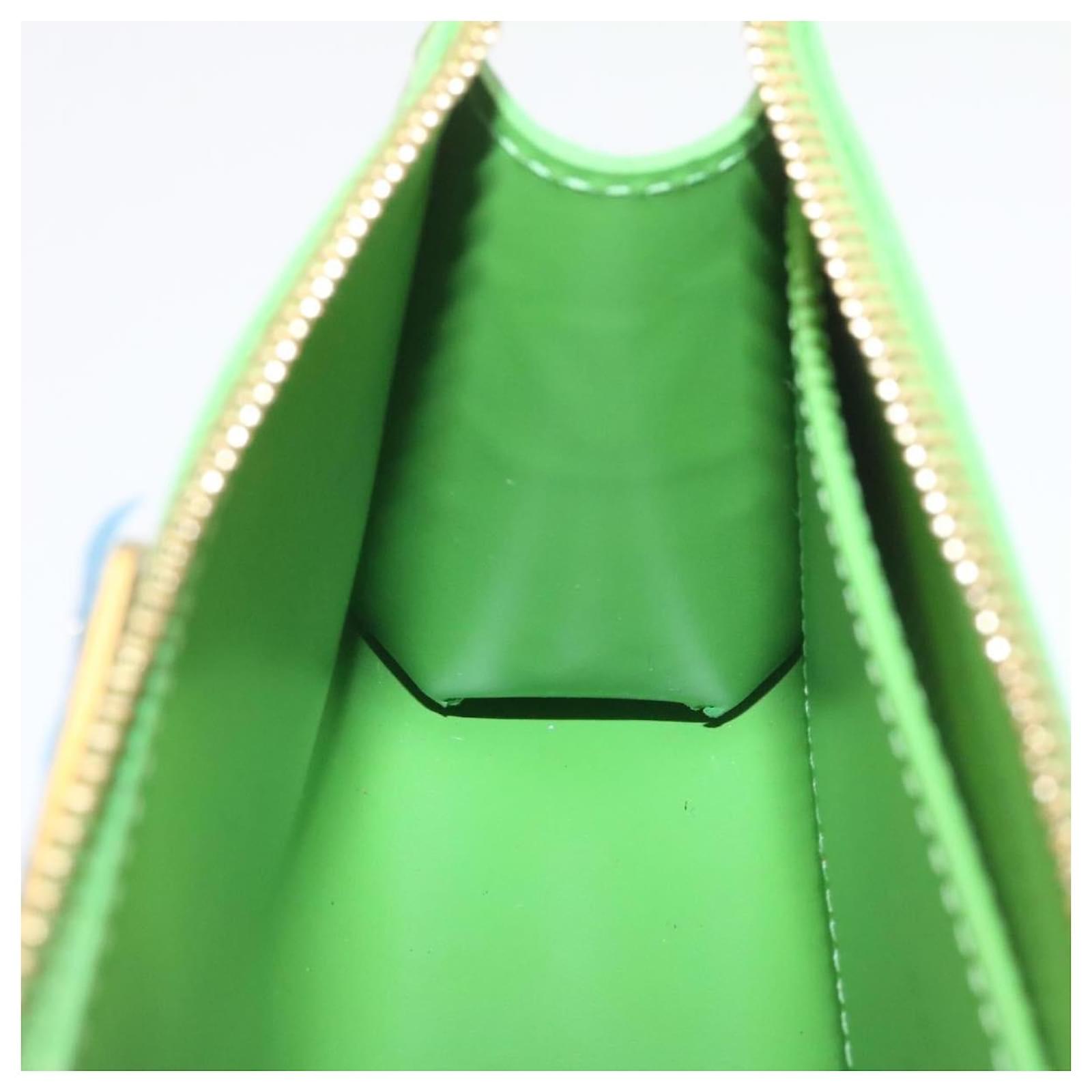 LOUIS VUITTON Monogram Vernis Trousse cosmetics Pouch Green M93649 LV Auth  26948 Patent leather ref.460144 - Joli Closet