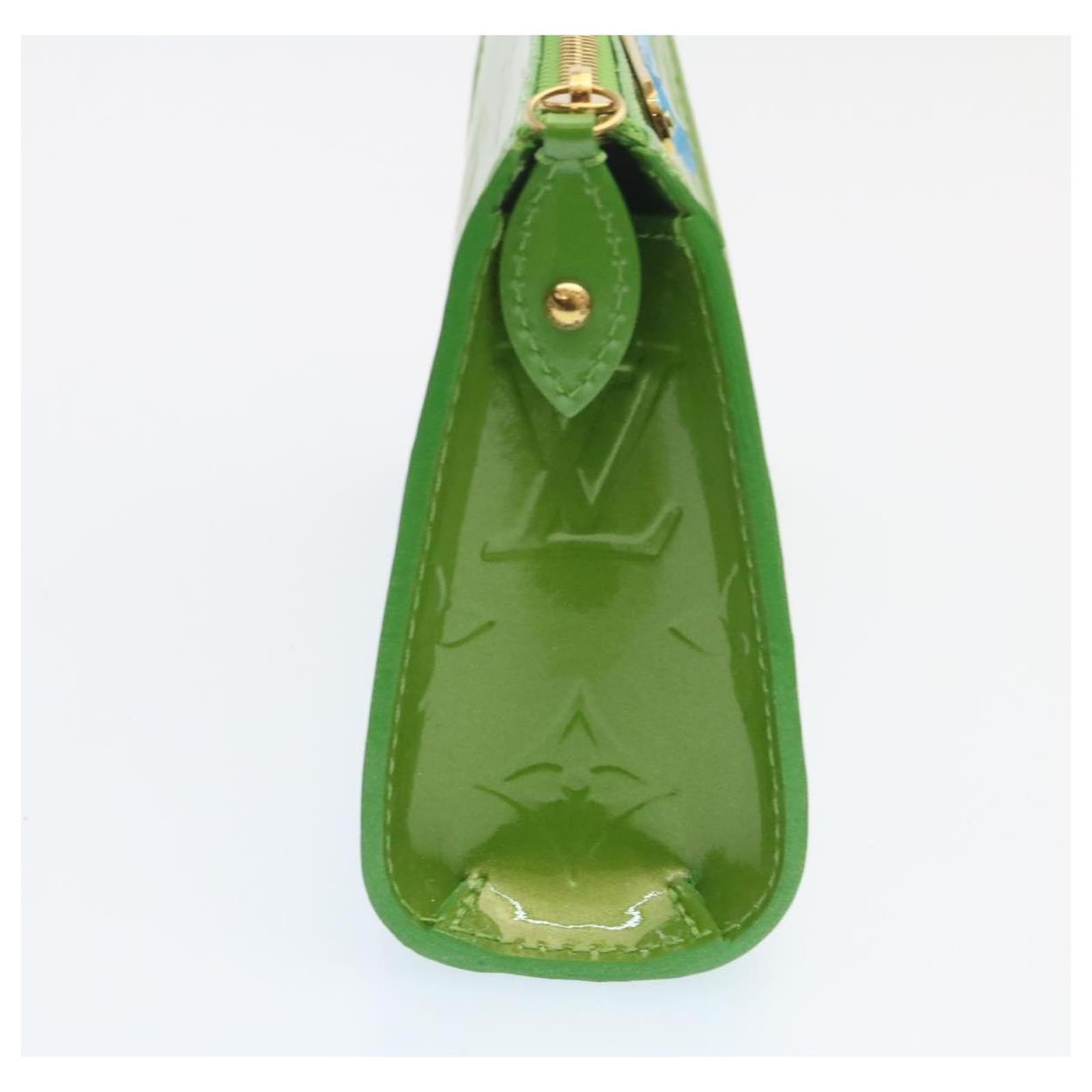 LOUIS VUITTON Monogram Vernis Trousse cosmetics Pouch Green M93649 LV Auth  26948 Patent leather ref.460144 - Joli Closet