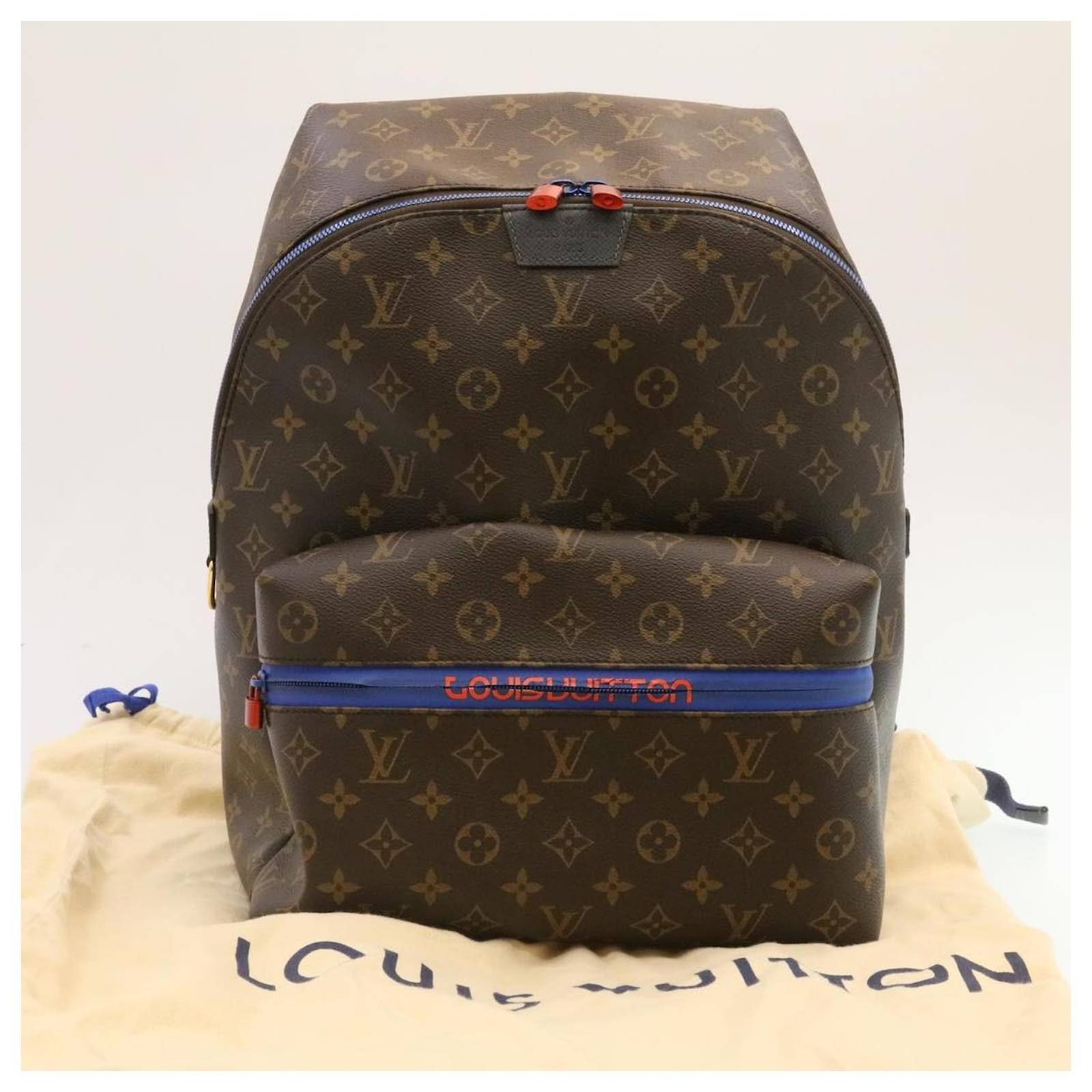 louis vuitton apollo backpack brown Monogram Coated Canvas – Looply backed for a comfortable carry Louis Vuitton Louis Vuitton Supreme