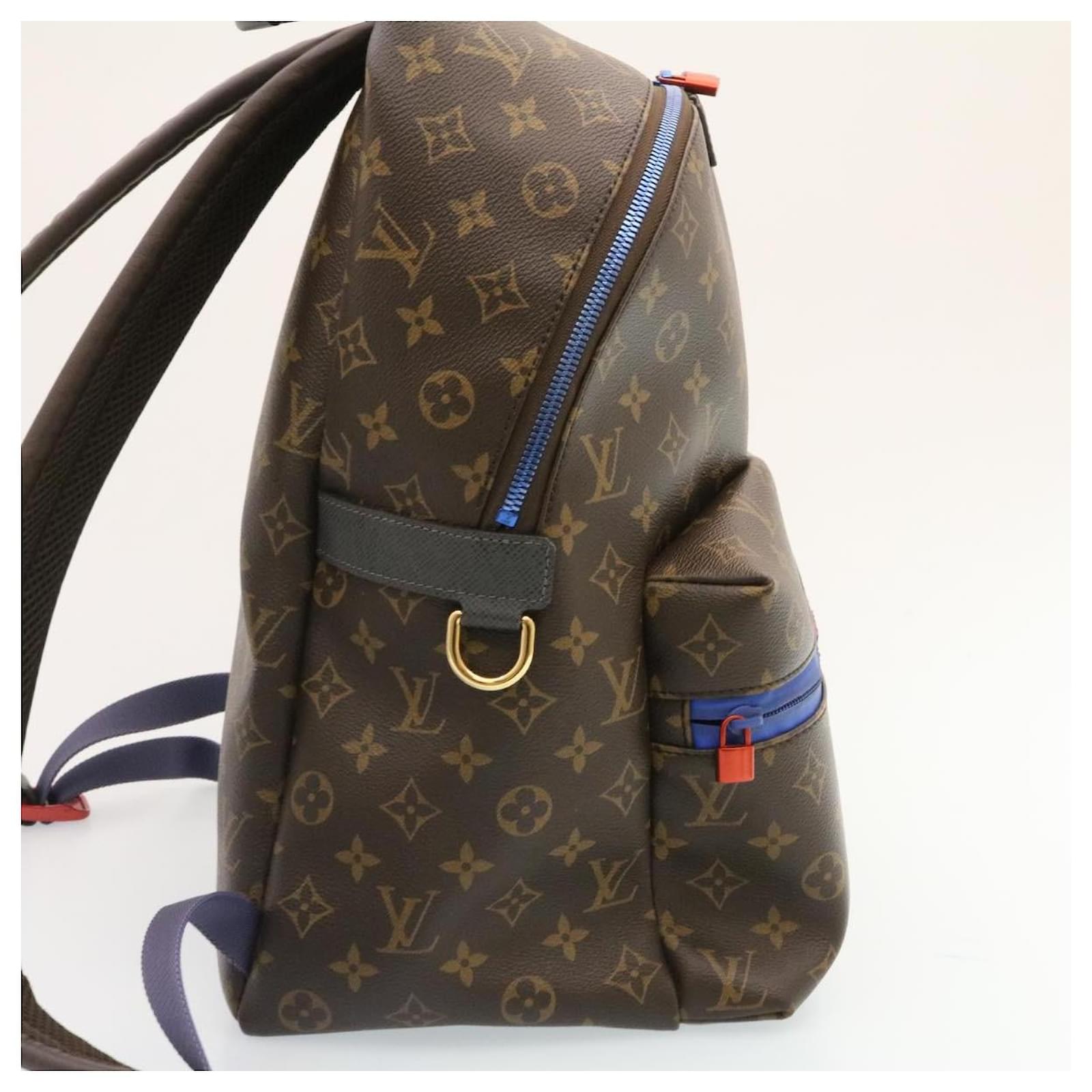 louis vuitton apollo backpack m43849 Amazon.com: Louis Vuitton, Pre-Loved Upside Down Monogram Canvas Apollo  Backpack, Navy : Amazon Luxury