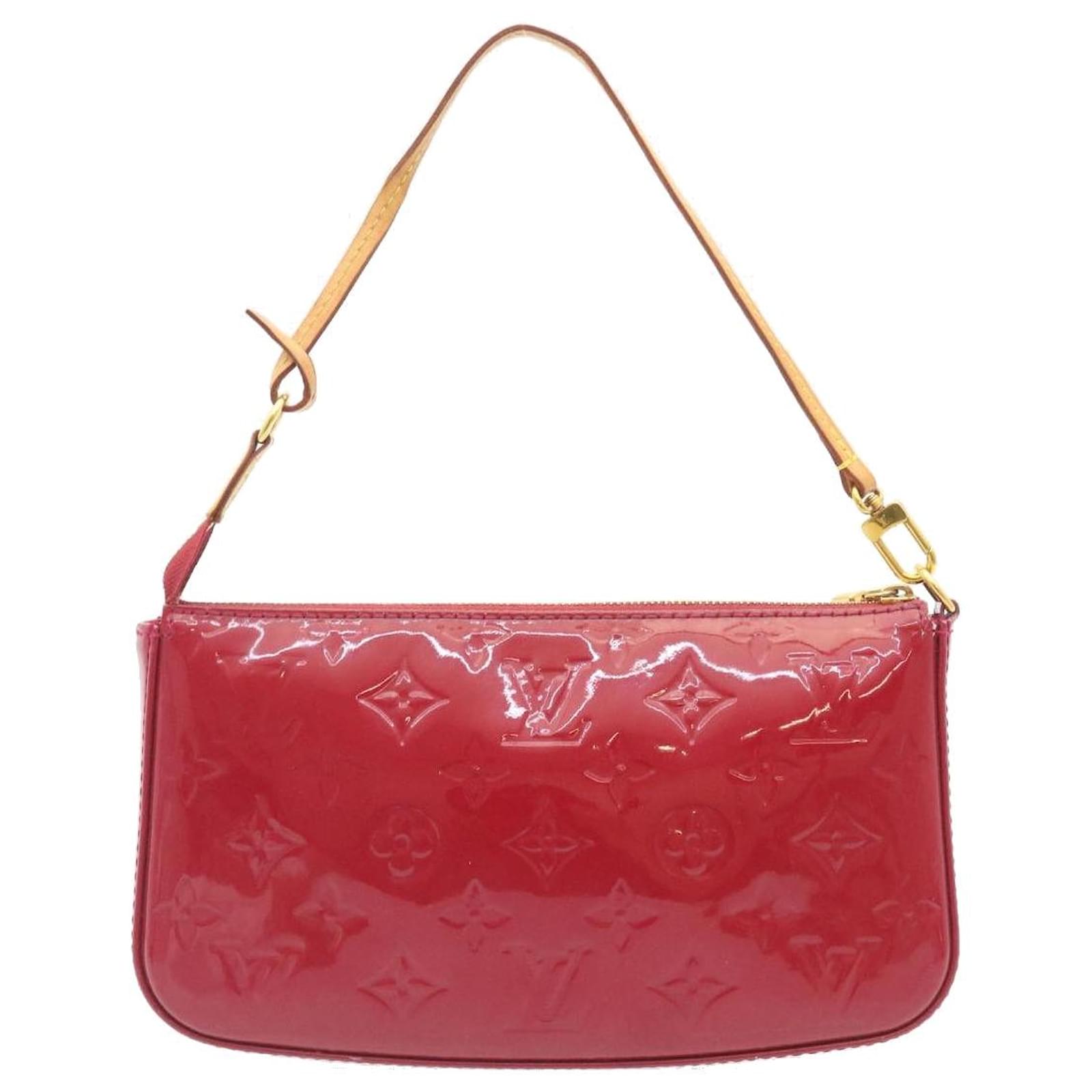 Louis Vuitton – Louis Vuitton Pochette Accessoires Vernis Indian Rose –  Queen Station