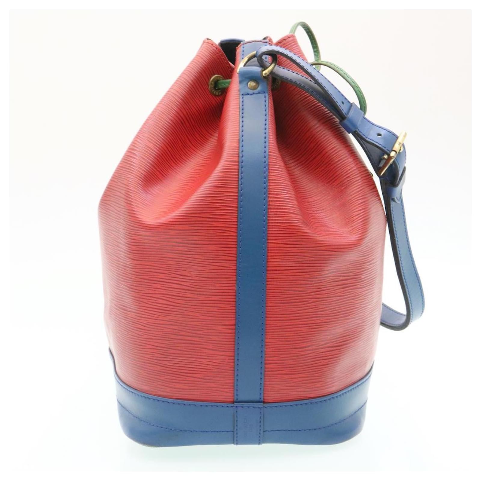 LOUIS VUITTON Epi Tricolor Noe Shoulder Bag Blue Red Green M44082