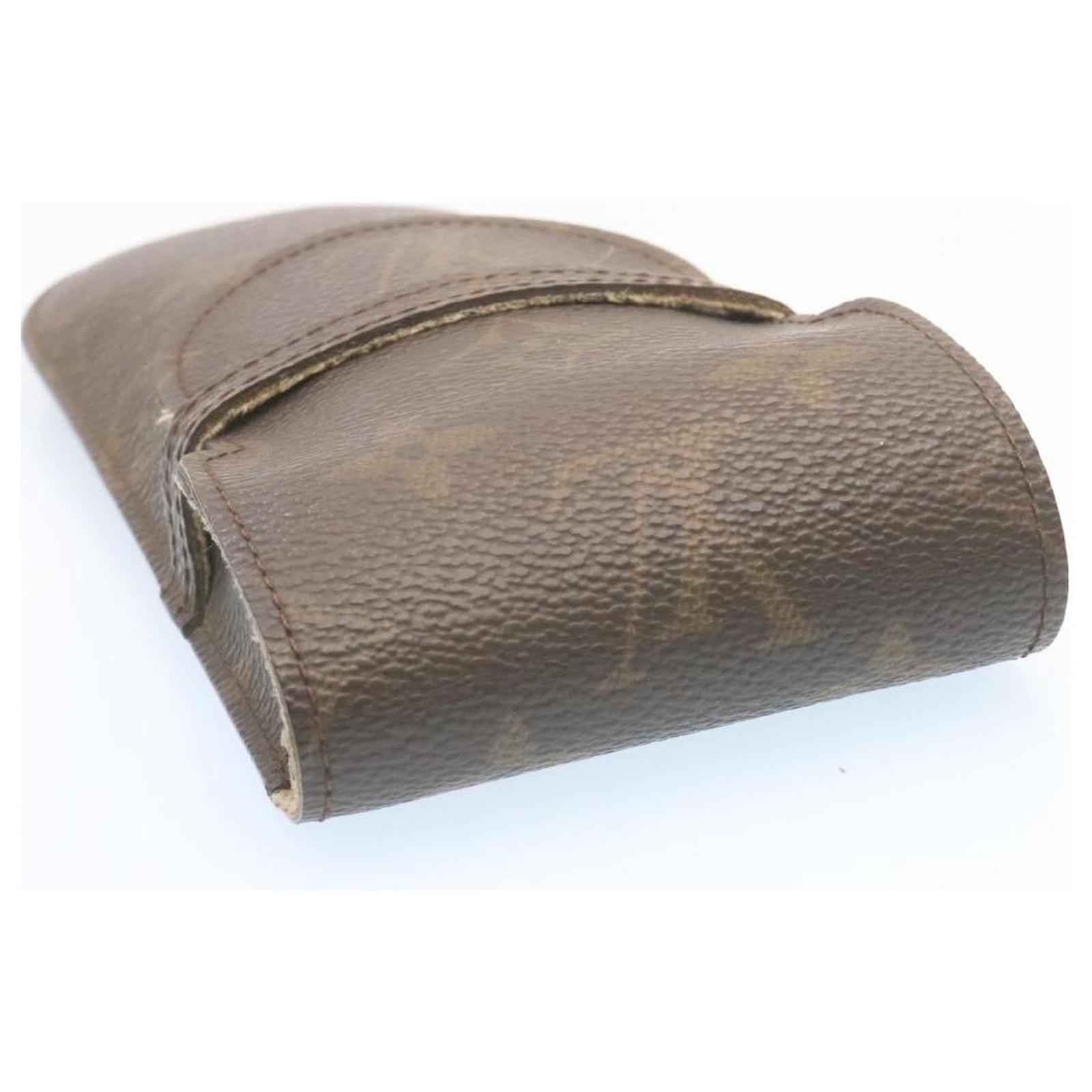 LOUIS VUITTON Monogram Etui a Lunettes Rabat Glasses Case M62970