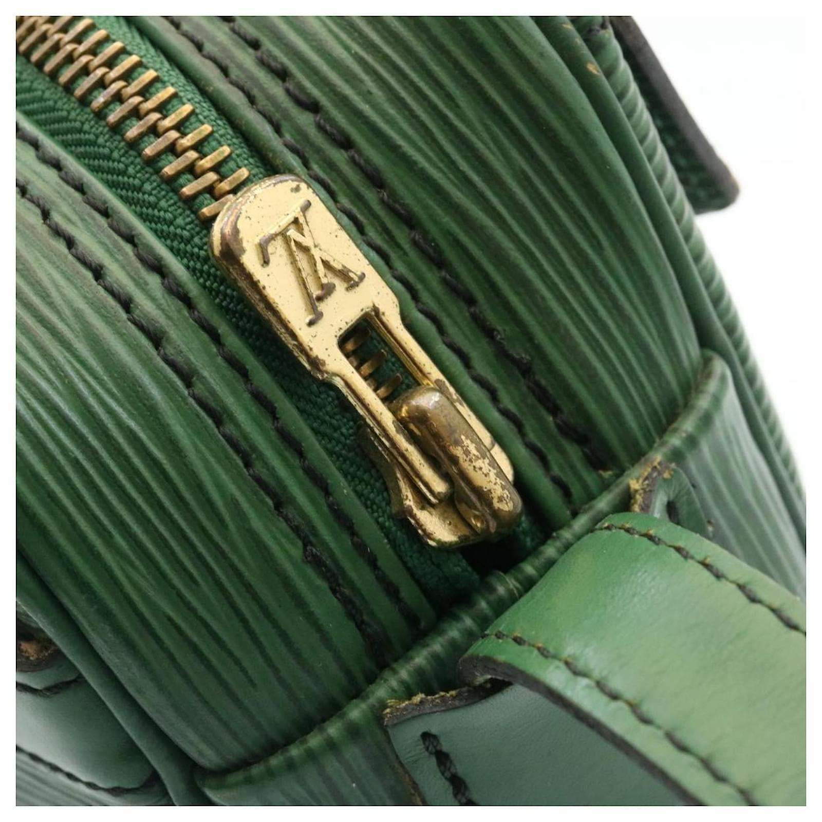 LOUIS VUITTON Epi June Feuille Shoulder Bag Green M52154 LV Auth th1642  Leather ref.375575 - Joli Closet