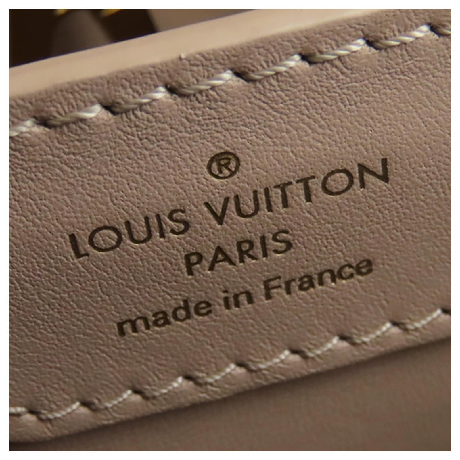 Louis Vuitton Brown Quilted Flower Capucines BB Beige Leather ref.462129 -  Joli Closet