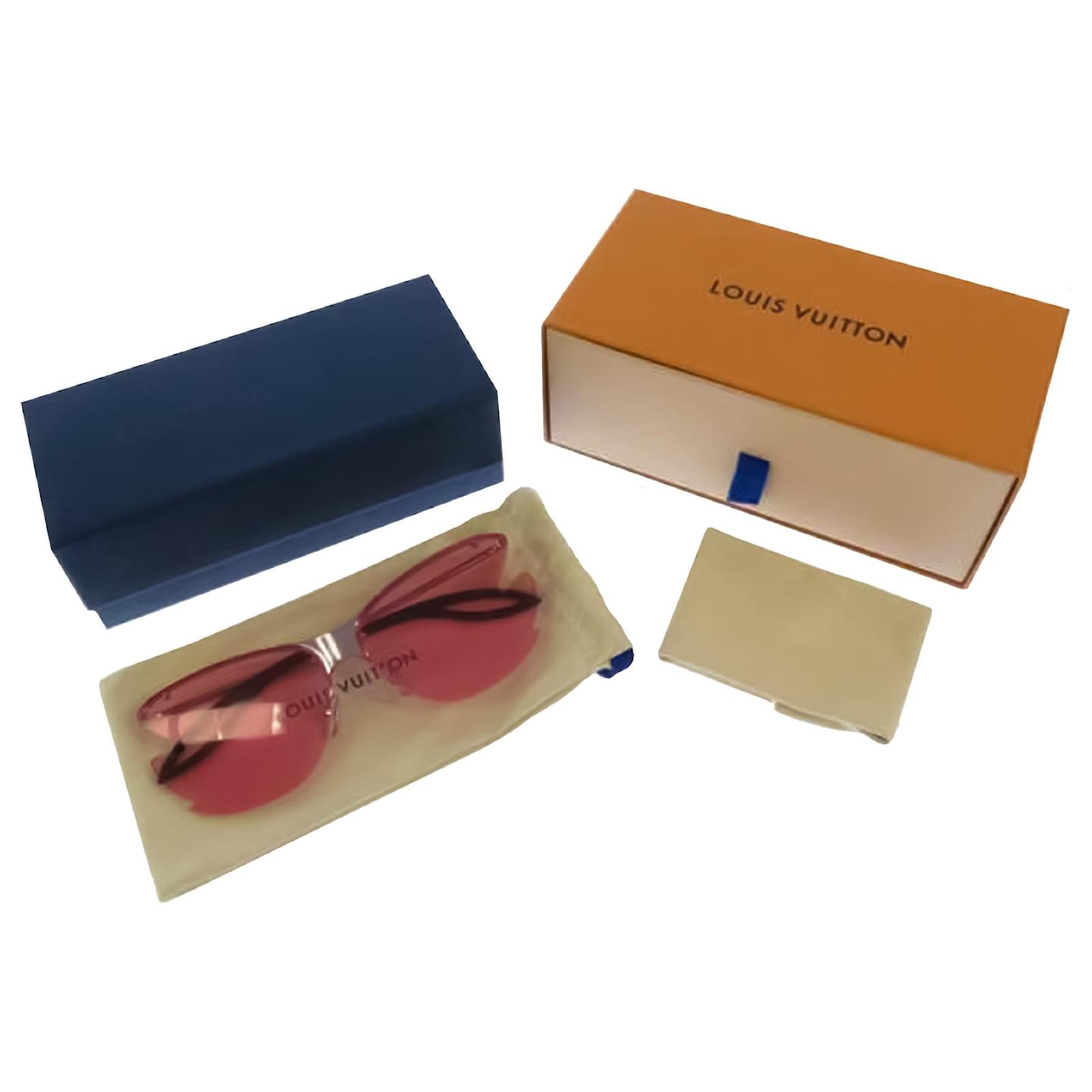 Louis Vuitton Pink Bohemian Vuittony Square Sunglasses Plastic ref.462140 -  Joli Closet