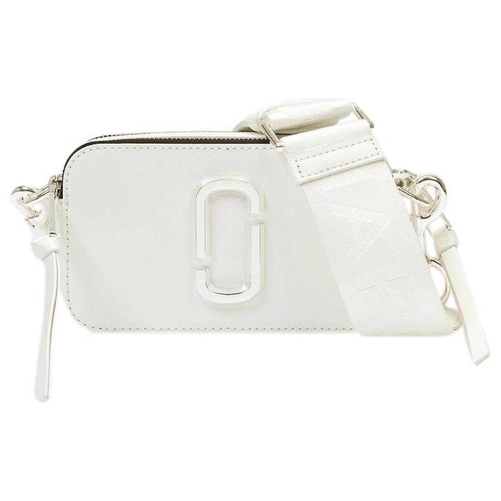 Guaranteed authentic Marc Jacobs Stella two way genuine lambskin leather riri  zipper rare find cream/beige off white bag, Luxury, Bags & Wallets on  Carousell