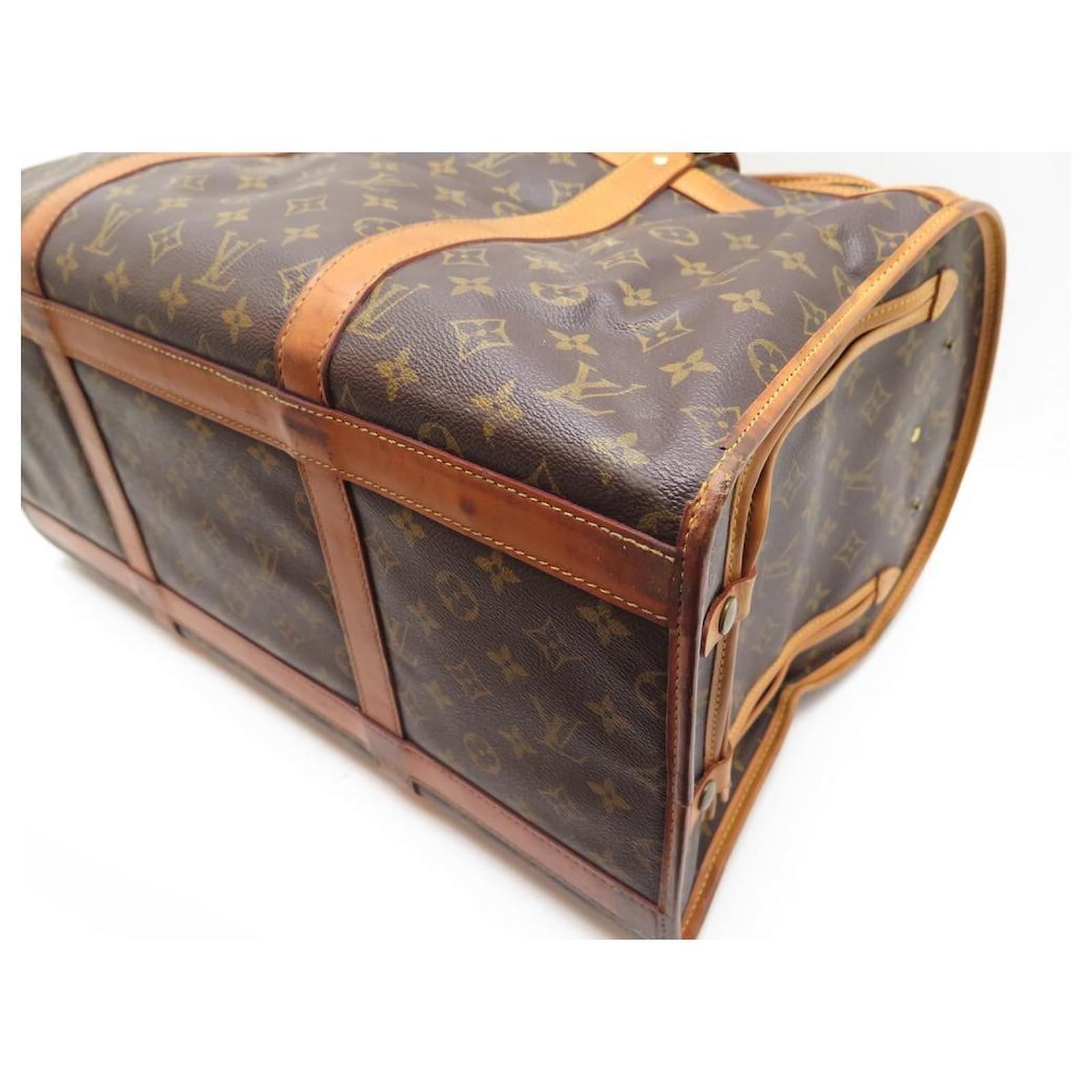 LOUIS VUITTON HANDLE TRAVEL BAG FOR DOG 50 IN CANVAS MONOGRAM DOG BAG Brown  Cloth ref.464765 - Joli Closet